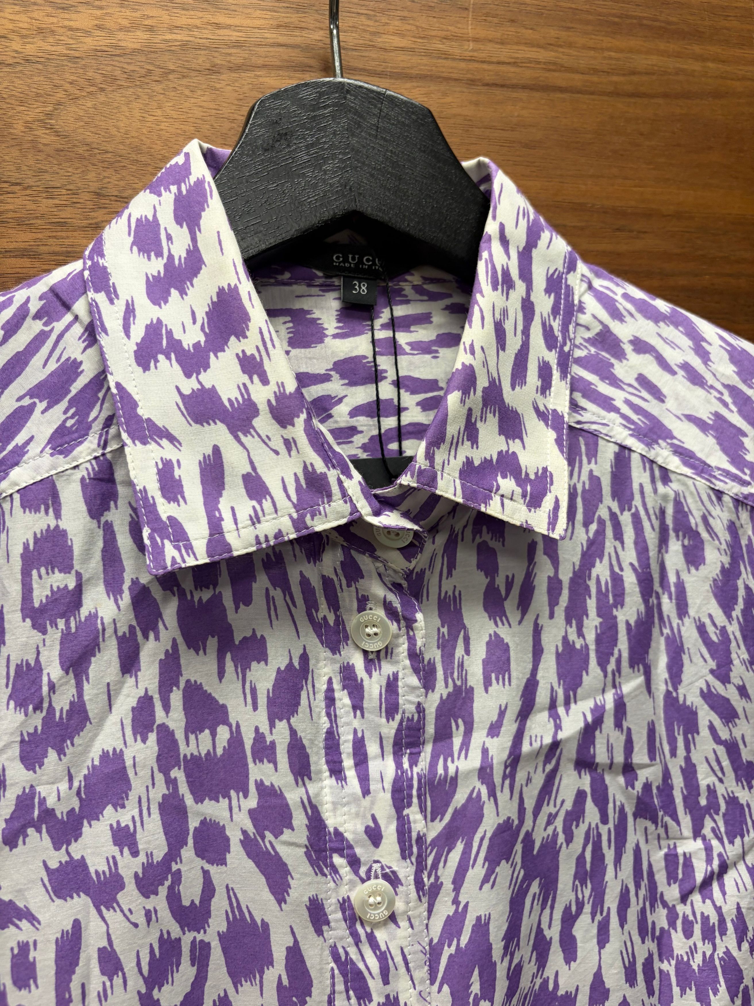 Gucci 2000s Gucci Purple Leopard Print Slim Fit Button Up Shirt Size XS / US 0-2 / IT 36-38 - 2 Thumbnail