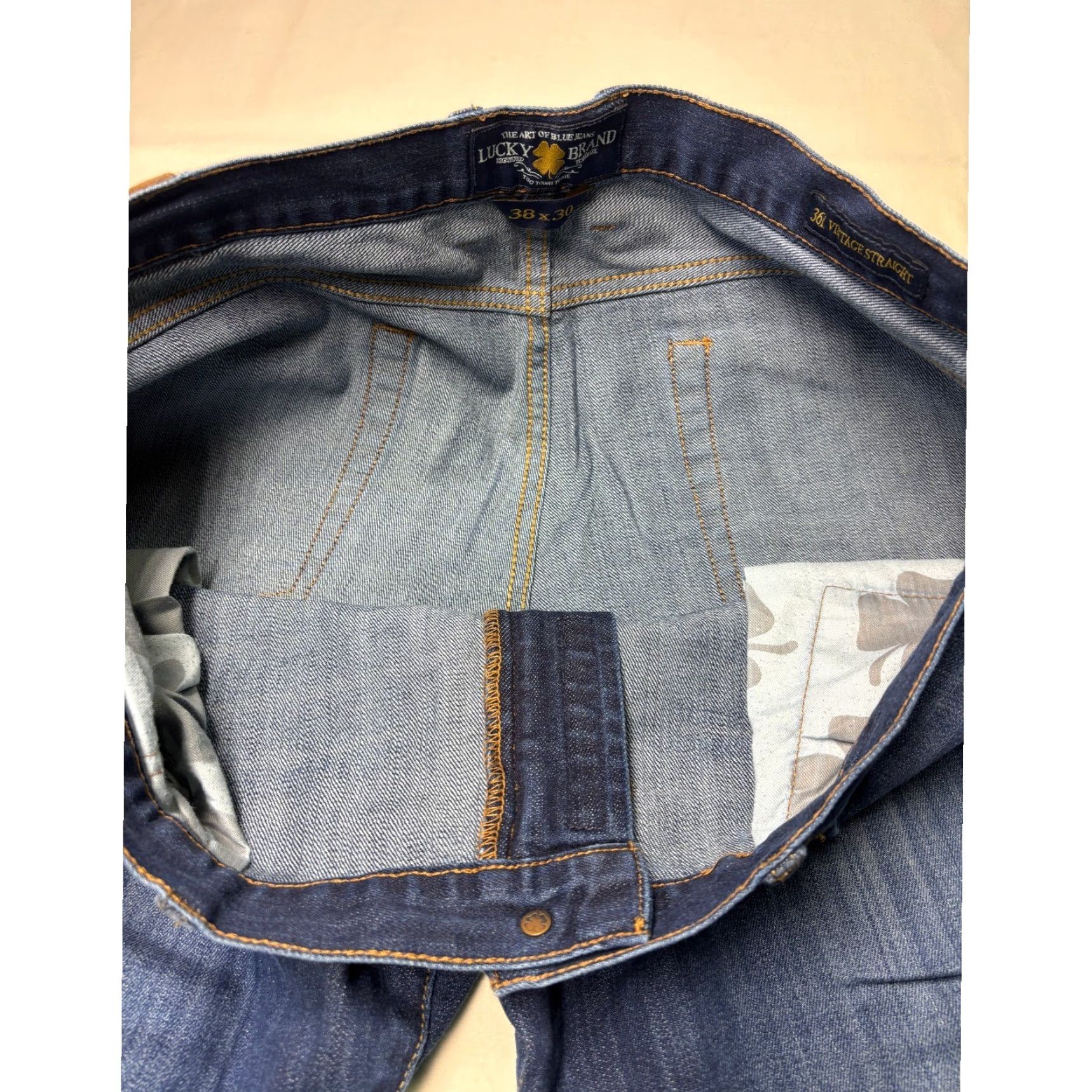 Lucky Brand VINTAGE Lucky Brand Jeans 361 Straight Mens 38x30 Dark Wash Denim Shirt? Size US 38 / EU 54 - 4 Thumbnail