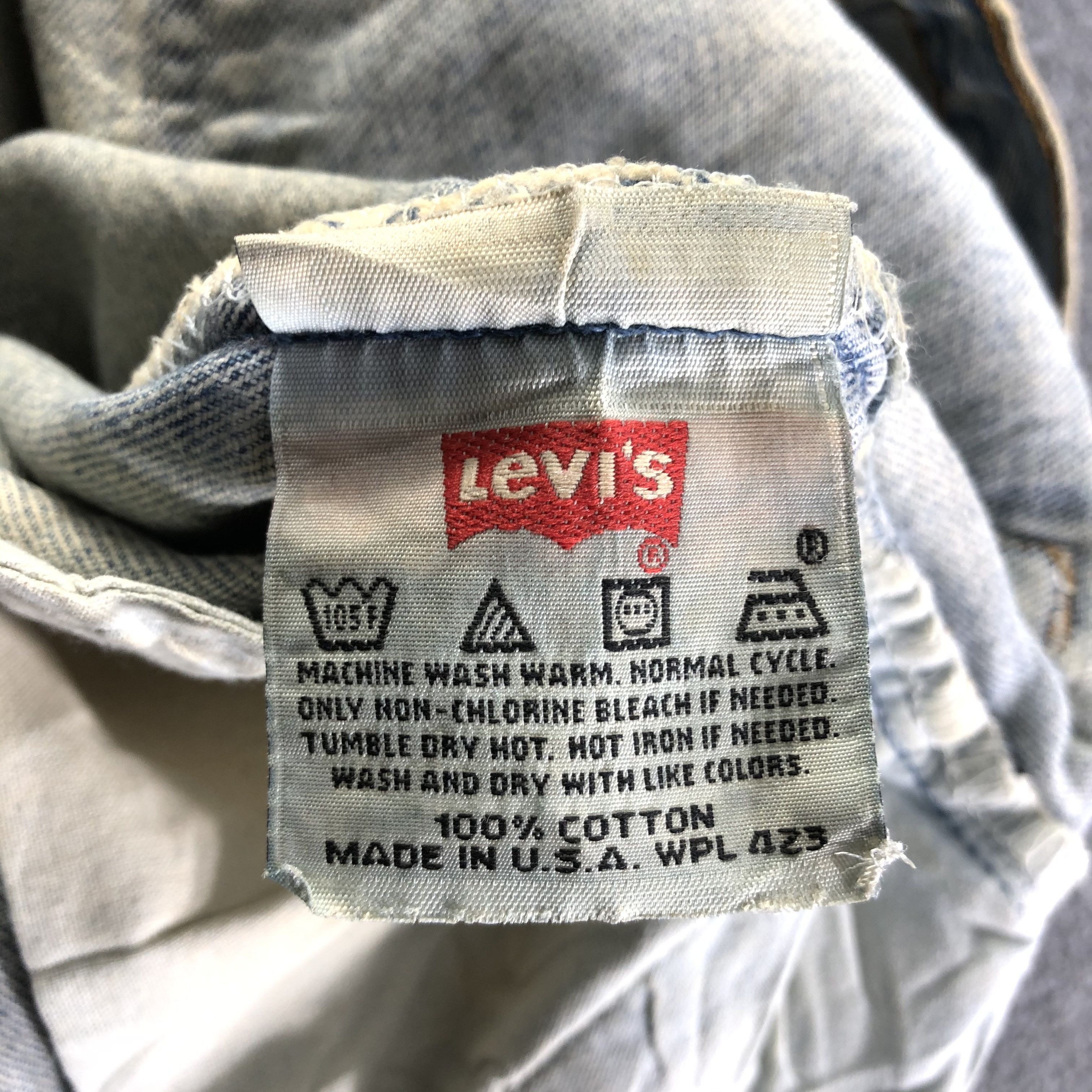 Levi's Vintage 90s Light Wash Levis 501 Jeans-J4036 Size US 32 / EU 48 - 11 Thumbnail