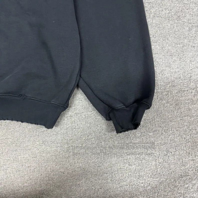 Balenciaga Balenciaga Evil Eye Hoodie Size US XS / EU 42 / 0 - 3 Thumbnail