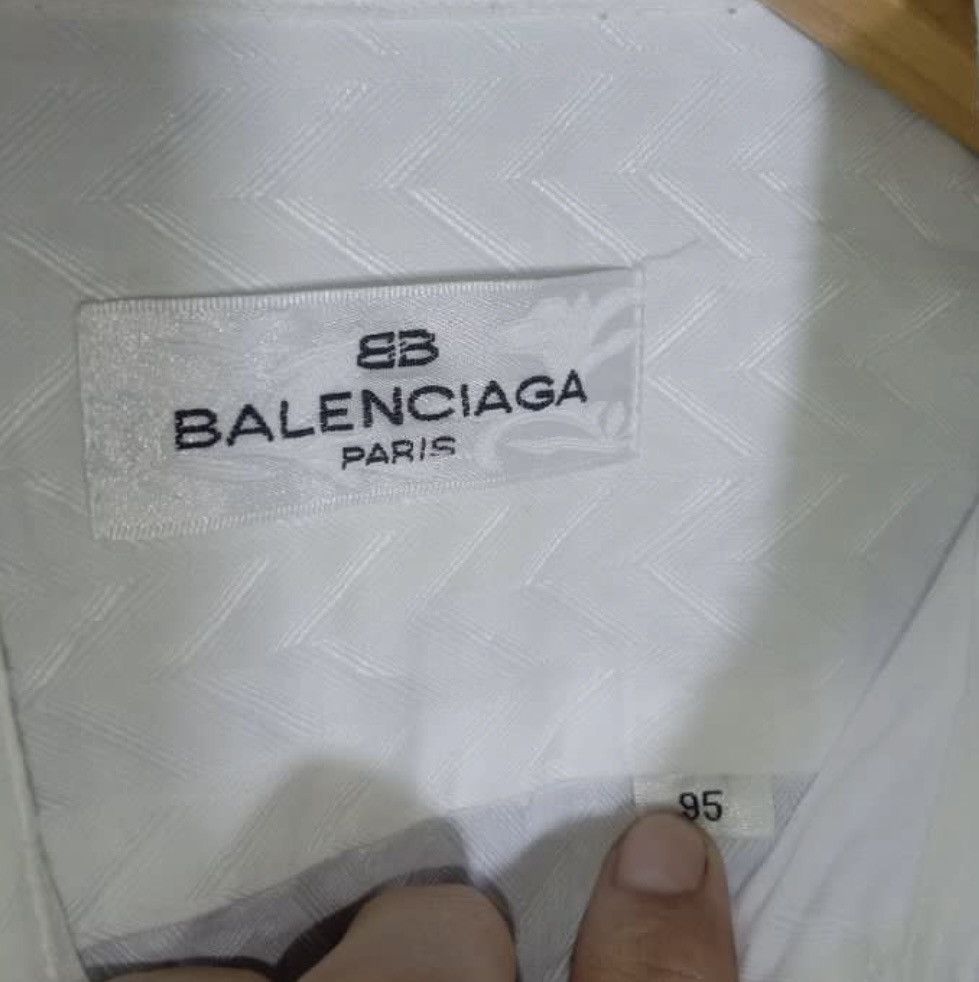 Balenciaga Vintage Balenciaga Long Sleeve Emboss White Shirt Size US M / EU 48-50 / 2 - 2 Thumbnail