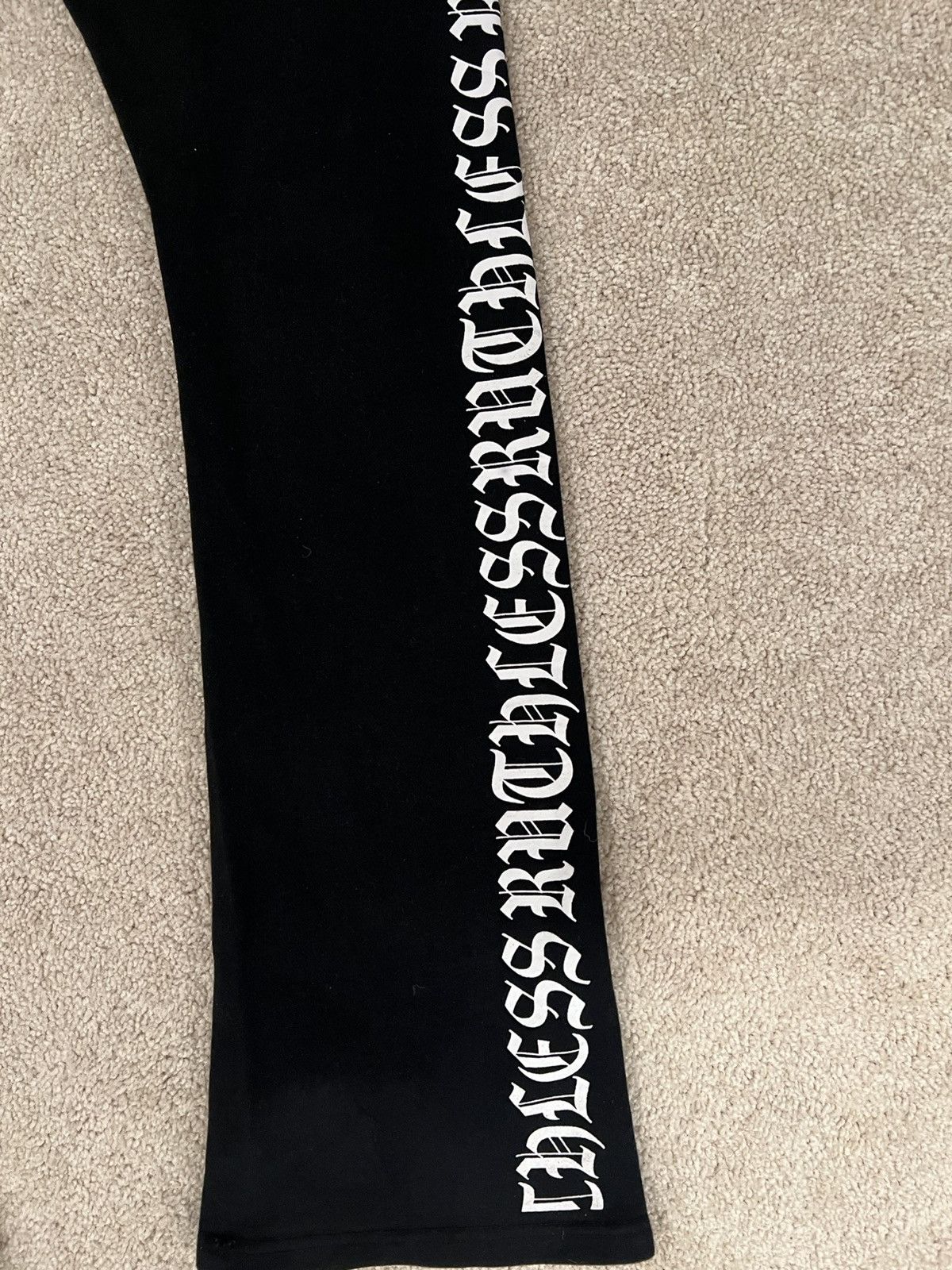 Fashion Nova Reckless Flare Sweatpants Size US 34 / EU 50 - 3 Thumbnail