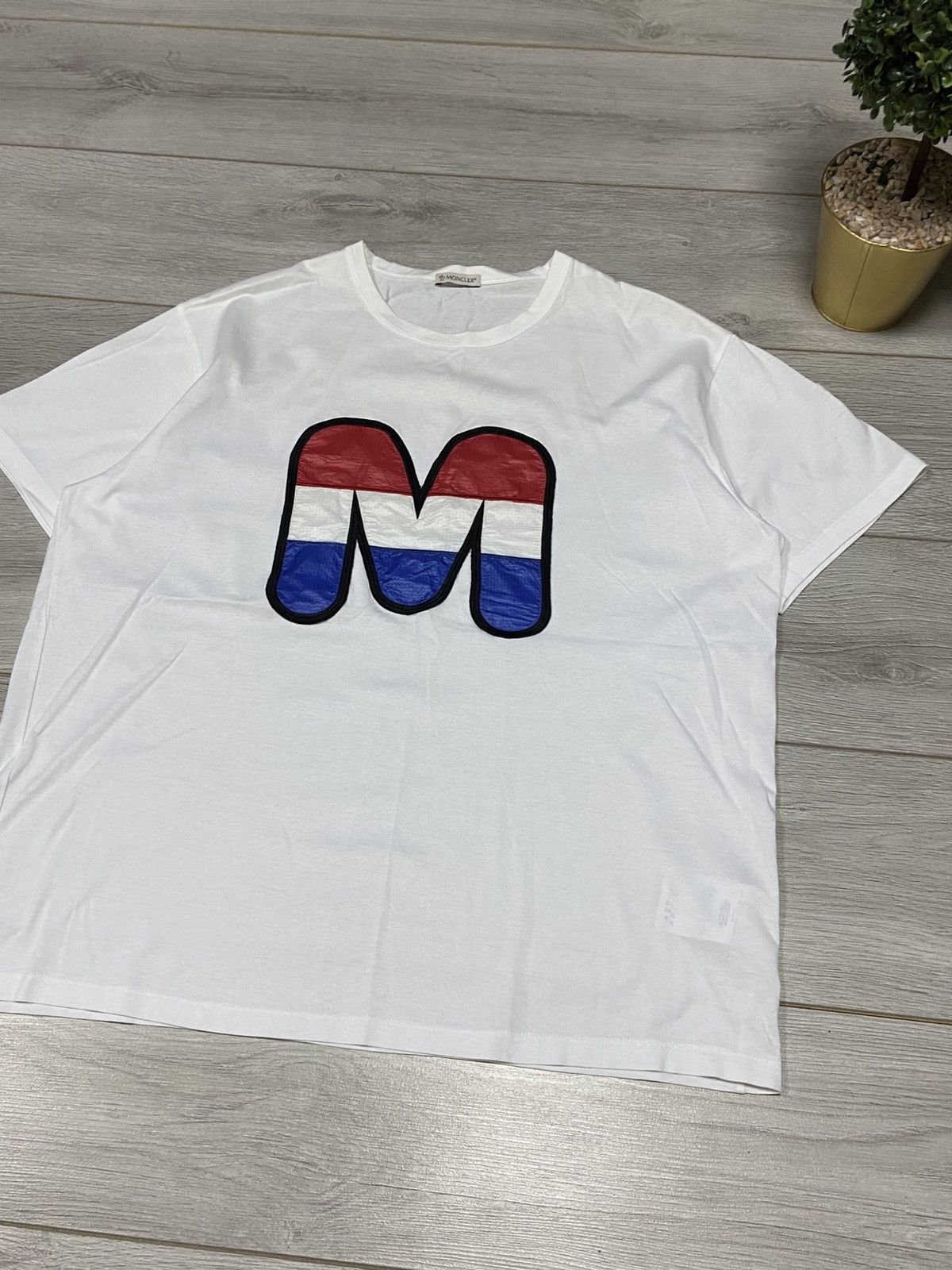 Moncler Moncler France 🇫🇷 big M nylon logo t-shirt Size US XL / EU 56 / 4 - 3 Thumbnail