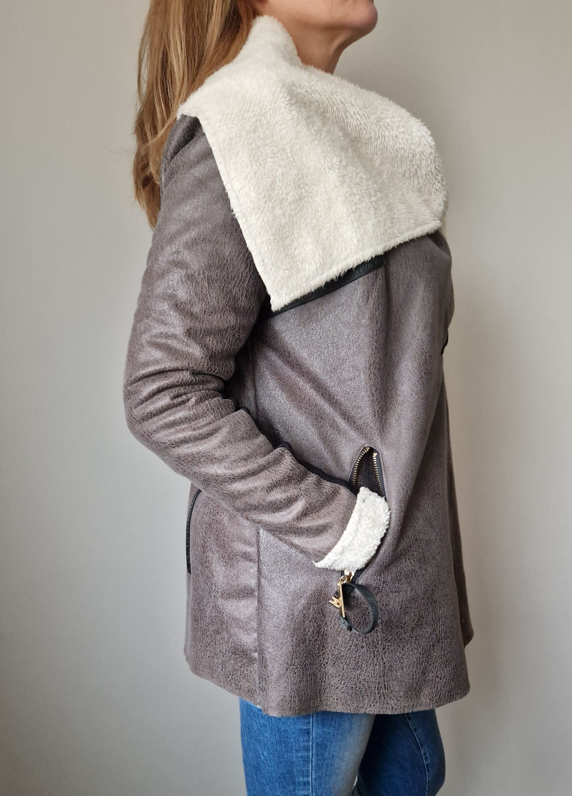Elisabetta Franchi coat Elisabetta Franchi Size M / US 6-8 / IT 42-44 - 3 Thumbnail