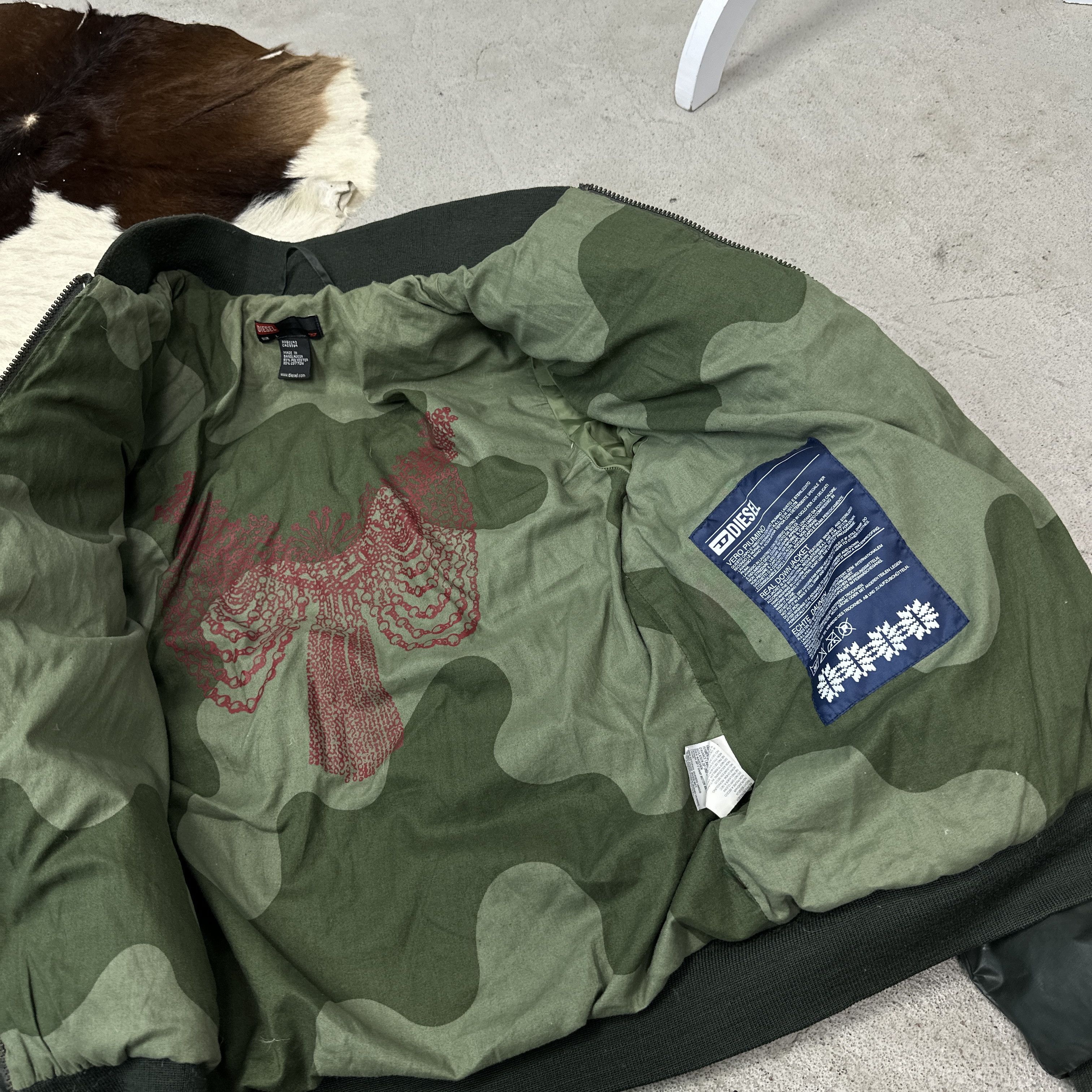 Diesel Vintage Avant-Garde Cropped Diesel Bomber Jacket Y2K Size US L / EU 52-54 / 3 - 5 Thumbnail