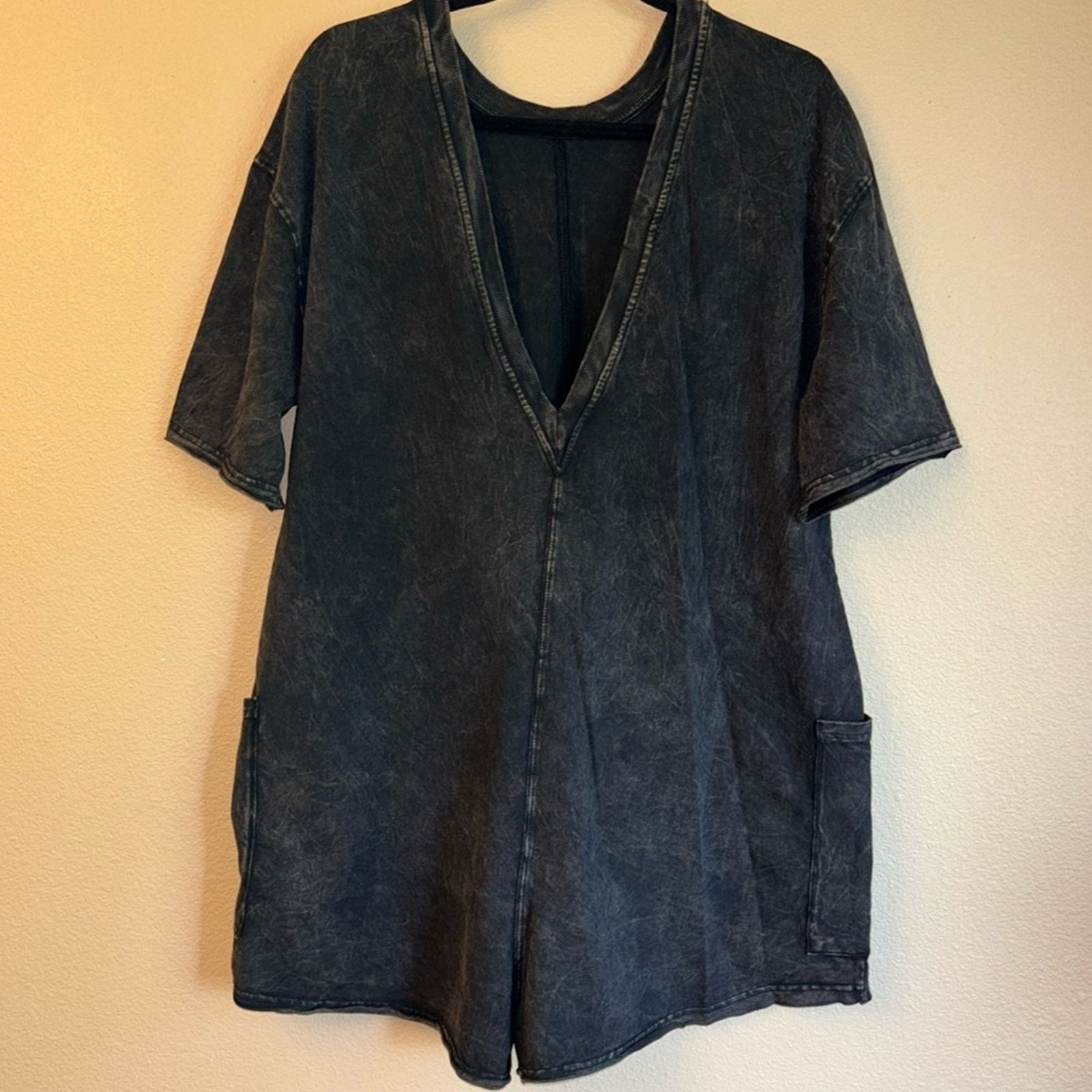 Free People FREE PEOPLE Movement HOT SHOT TEE ROMPER Shorts Washed Black Size 27" / US 4 / IT 40 - 9 Thumbnail