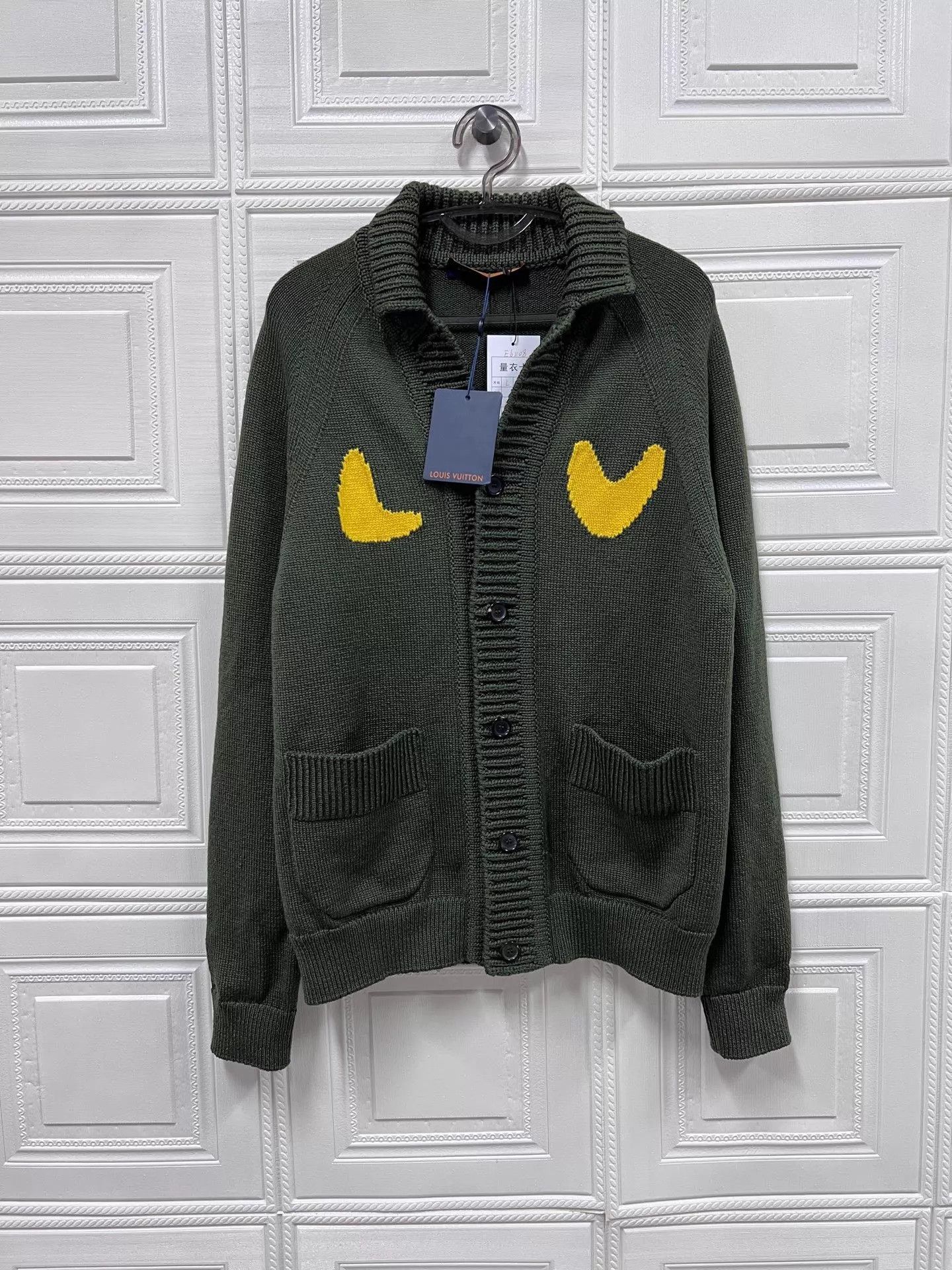 Louis Vuitton LV x nigo Geo Olive Green Long Sleeve Sweater L E61108 Size US L / EU 52-54 / 3 - 1 Thumbnail