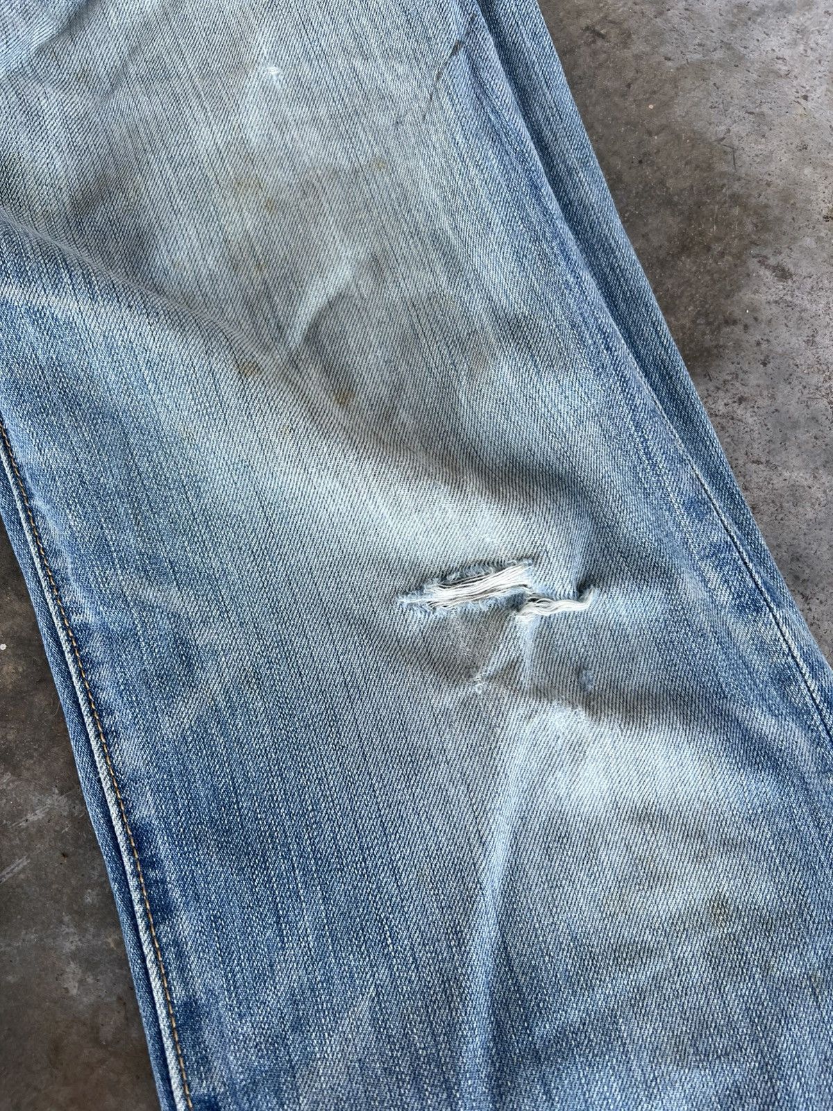 Japanese Brand × Levi's × Levi's Vintage Clothing 💥Rare💥Vintage Levis 501 Distress Jeans Size US 31 - 5 Thumbnail