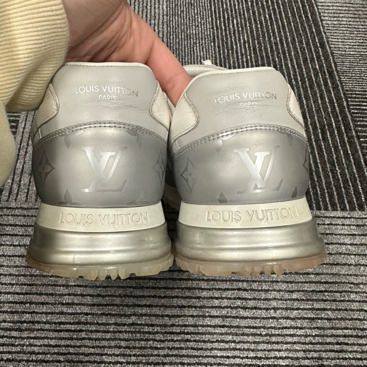 Louis Vuitton LV Run Away Silver Monogram Sneakers 44 Size US 11 / EU 44 - 6 Thumbnail