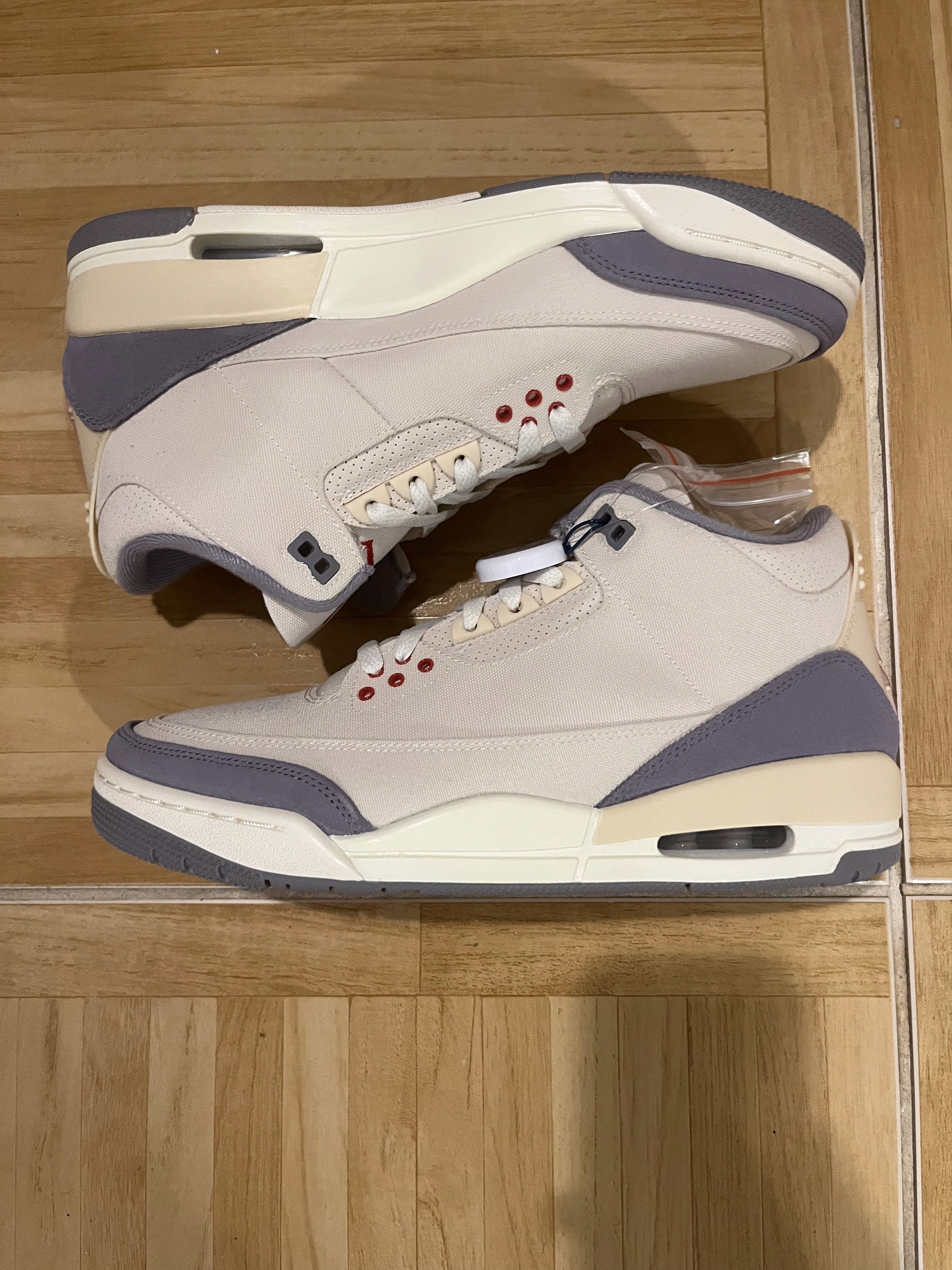 Jordan Brand Jordan 3 Retro Canvas Muslin Red Grey DH7139-100 Size 9.5 Size US 9.5 / EU 42-43 - 1 Thumbnail