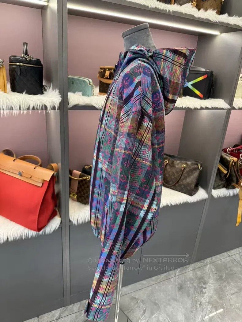 Louis Vuitton Louis Vuitton Plaid full print assault jacket Size US M / EU 48-50 / 2 - 5 Thumbnail