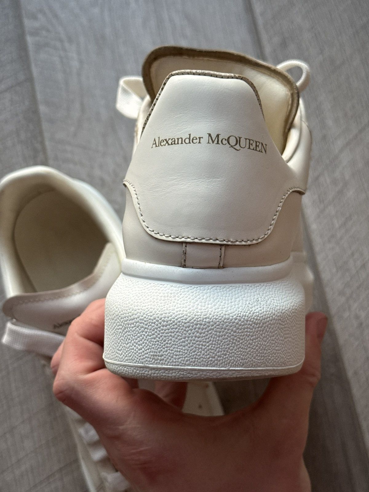 Alexander McQueen Alexander McQueen Oversized Leather White Sneakers Size US 7.5 / EU 40-41 - 6 Thumbnail