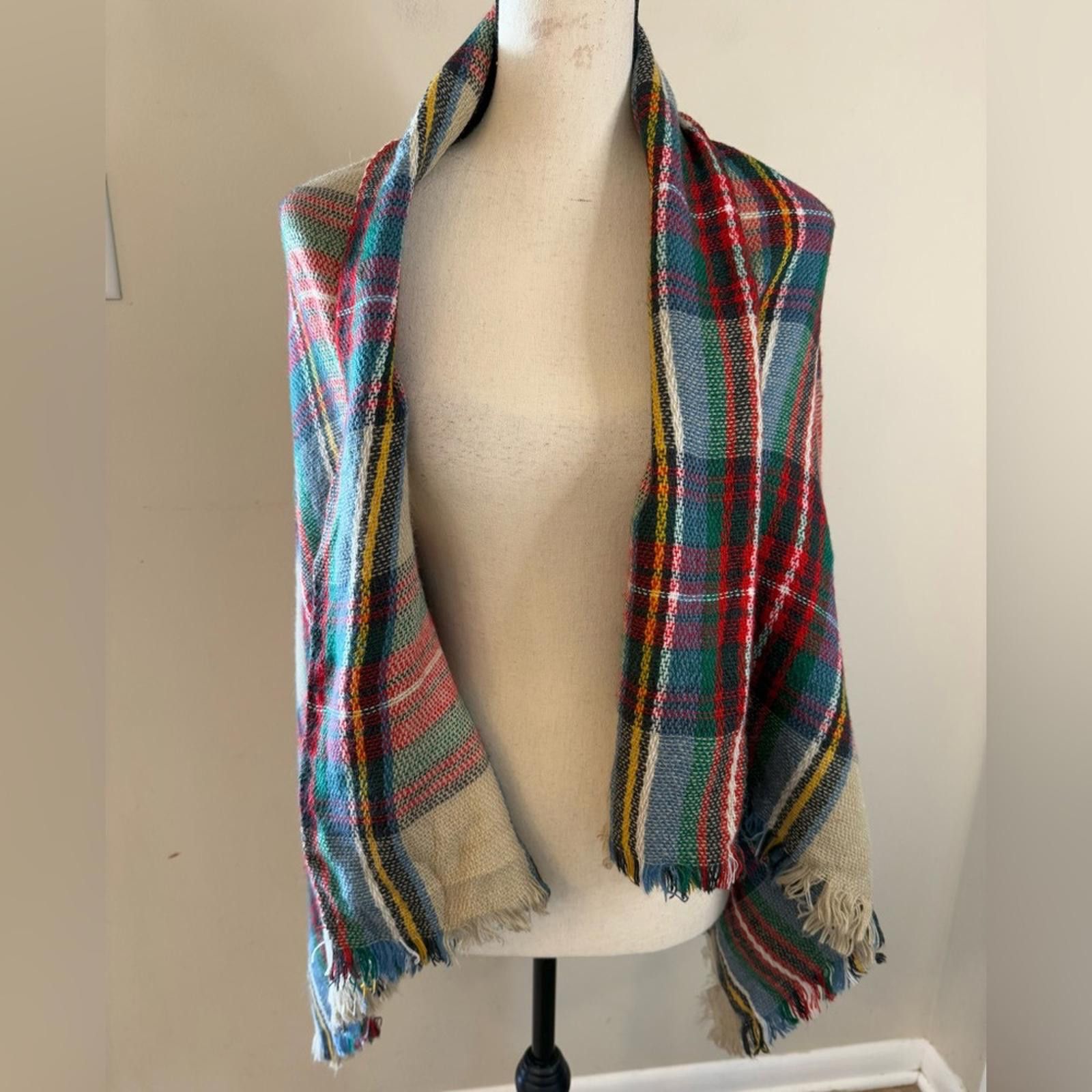 Other Plaid wrap fringe scarf red green cream multicolored Size ONE SIZE - 4 Thumbnail