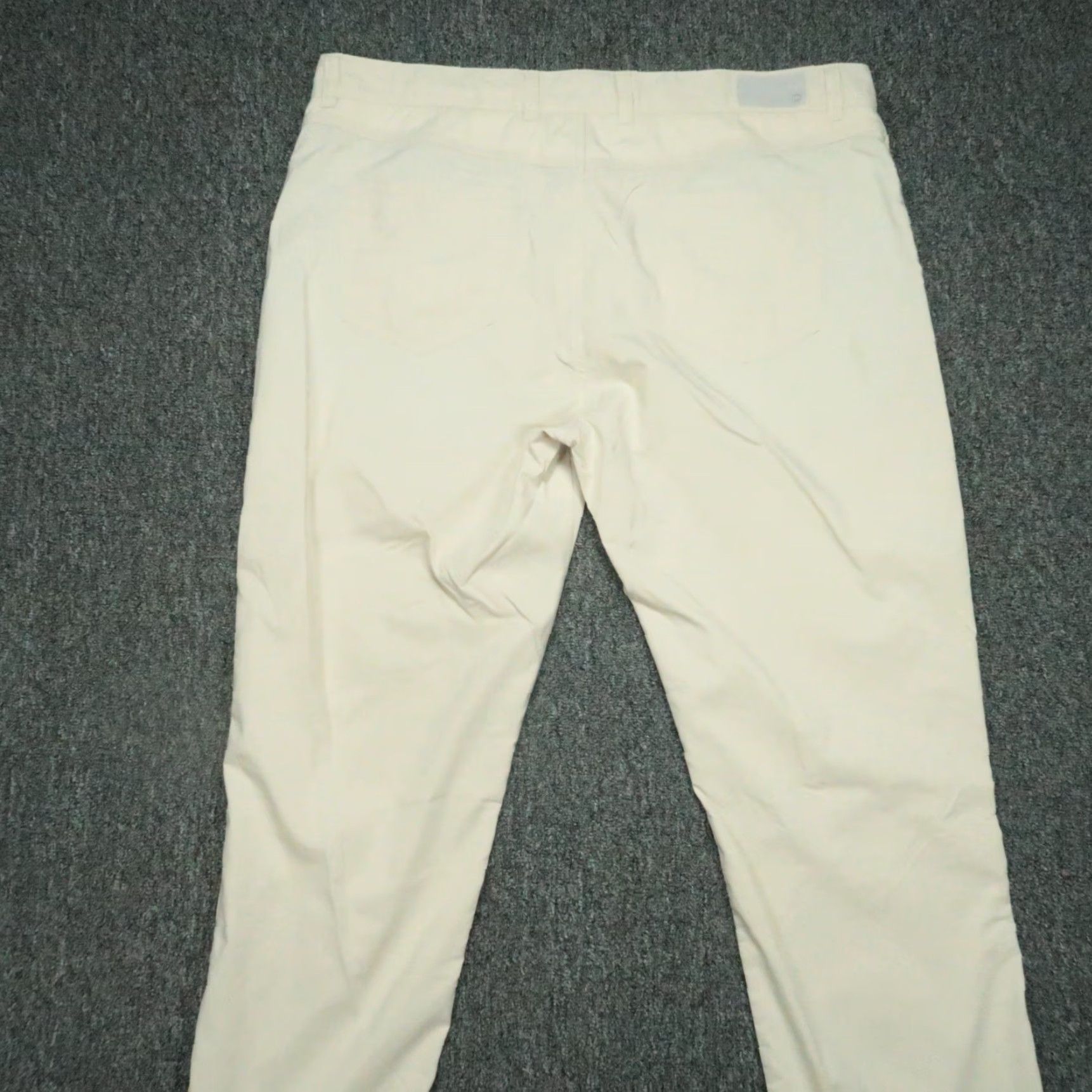 Peter Millar Peter Millar Pants Men 40x30 Stone Featherweight Performance Morrisville Trouser Size US 40 / EU 56 - 5 Thumbnail