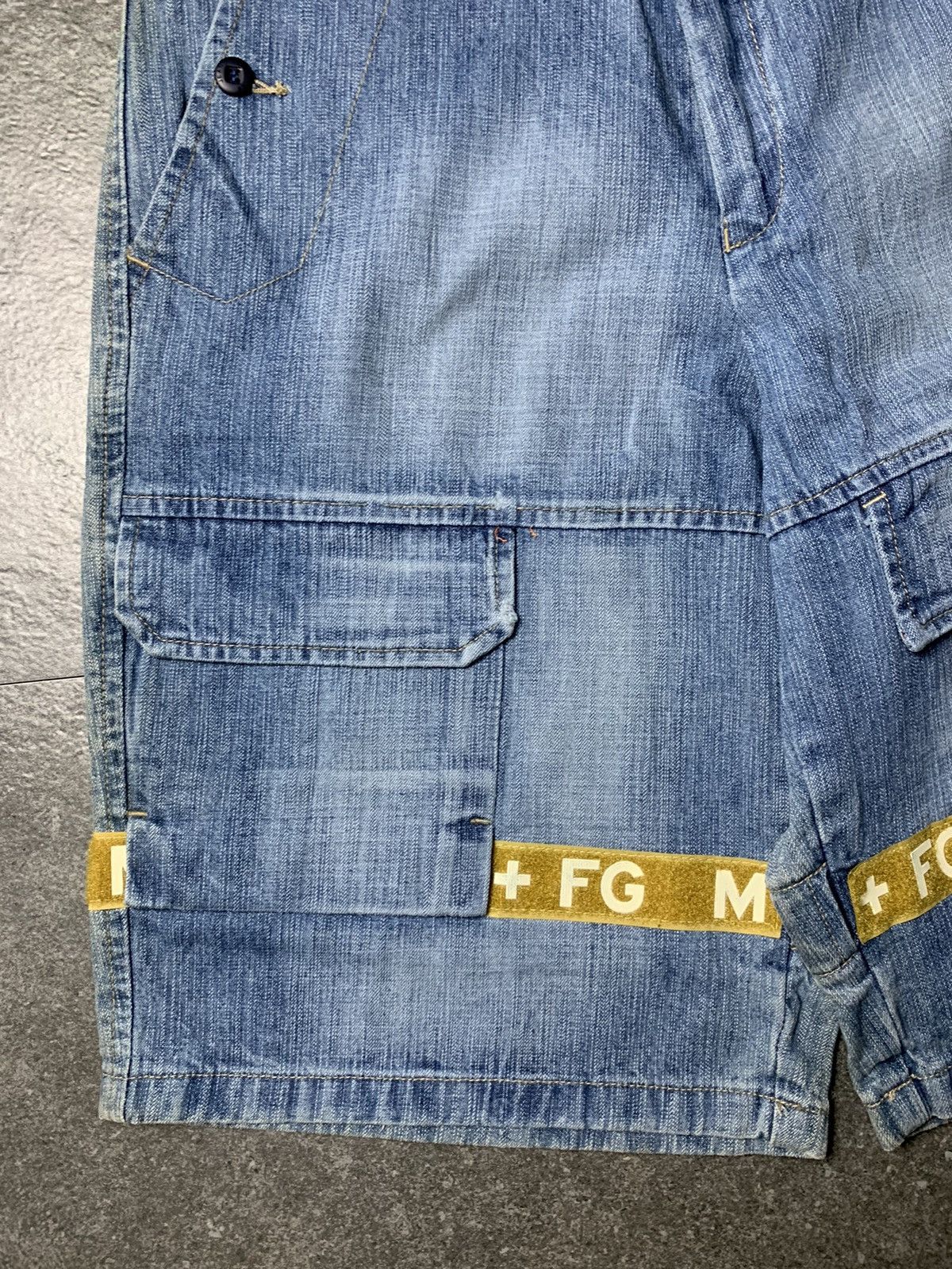 Marithe + Francois Girbaud 2000s Marithe Francois Girbaud Shuttle Tape Jorts - SAMPLE Size US 29 - 3 Thumbnail