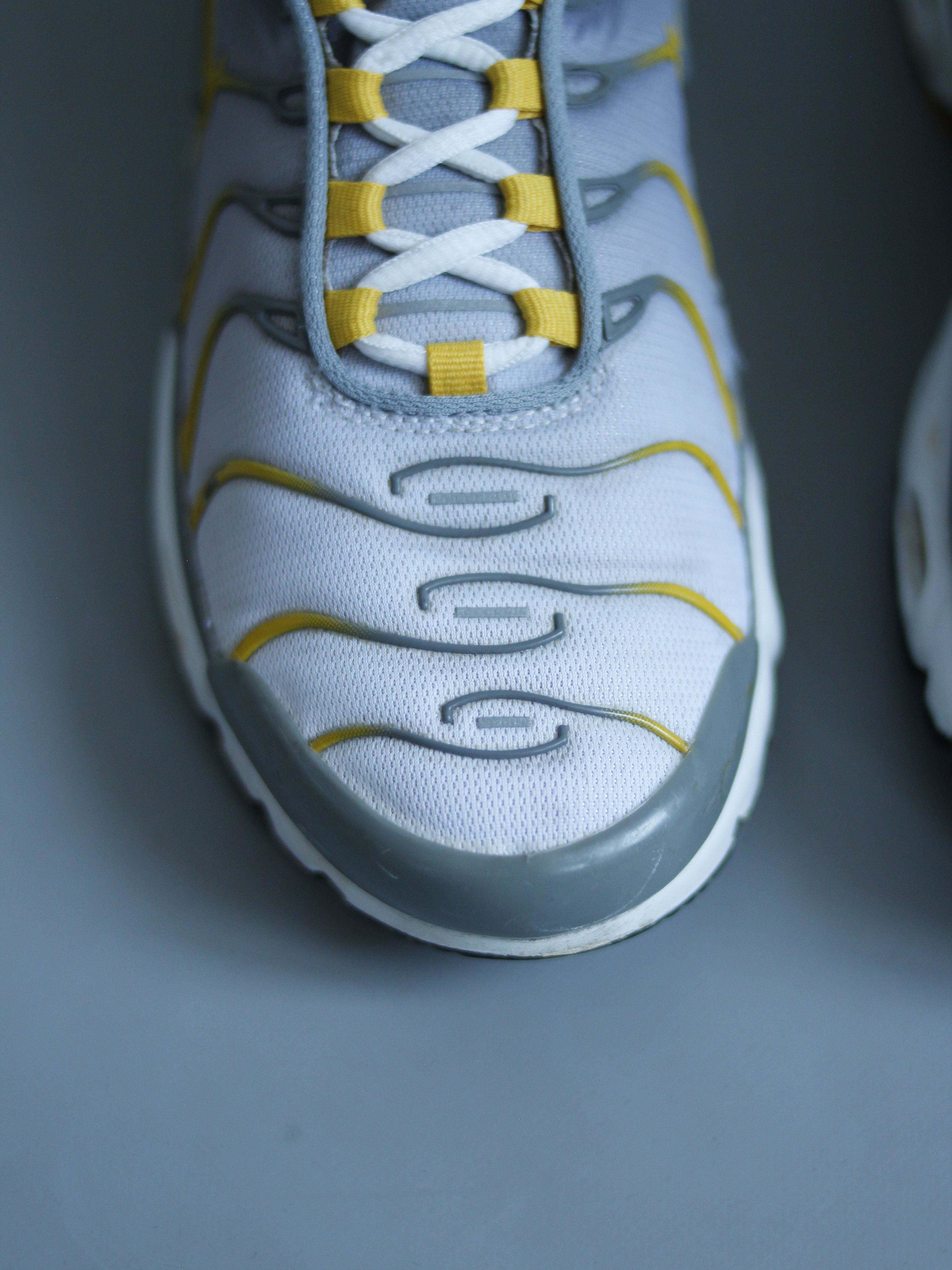 Nike Nike Air Max Tn Plus Sulphur Sneakers 41 Us 8 Size US 8 / EU 41 - 5 Thumbnail