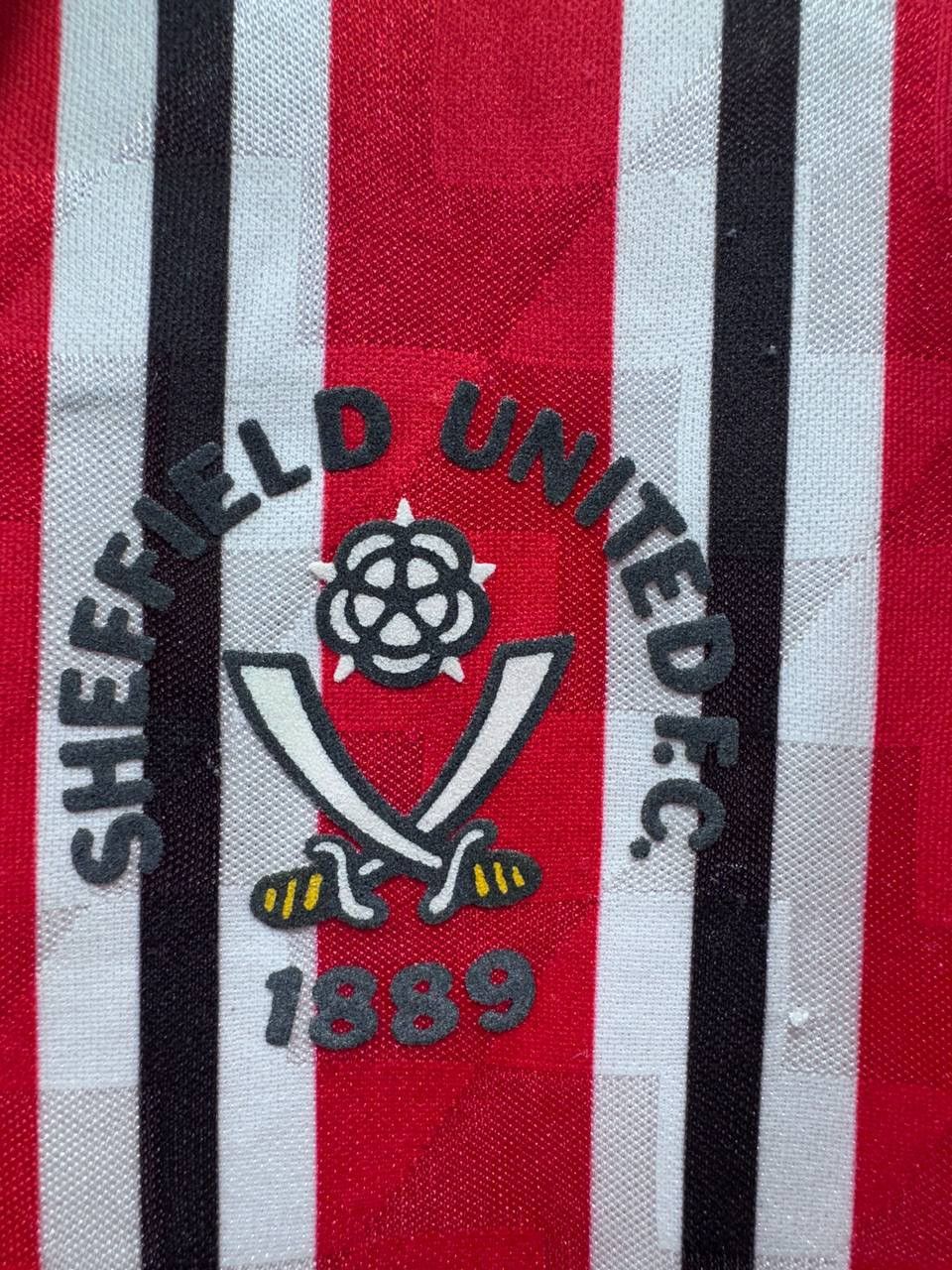 Umbro Sheffield United Umbro 1990/92 Home Football Shirt Size US L / EU 52-54 / 3 - 3 Thumbnail