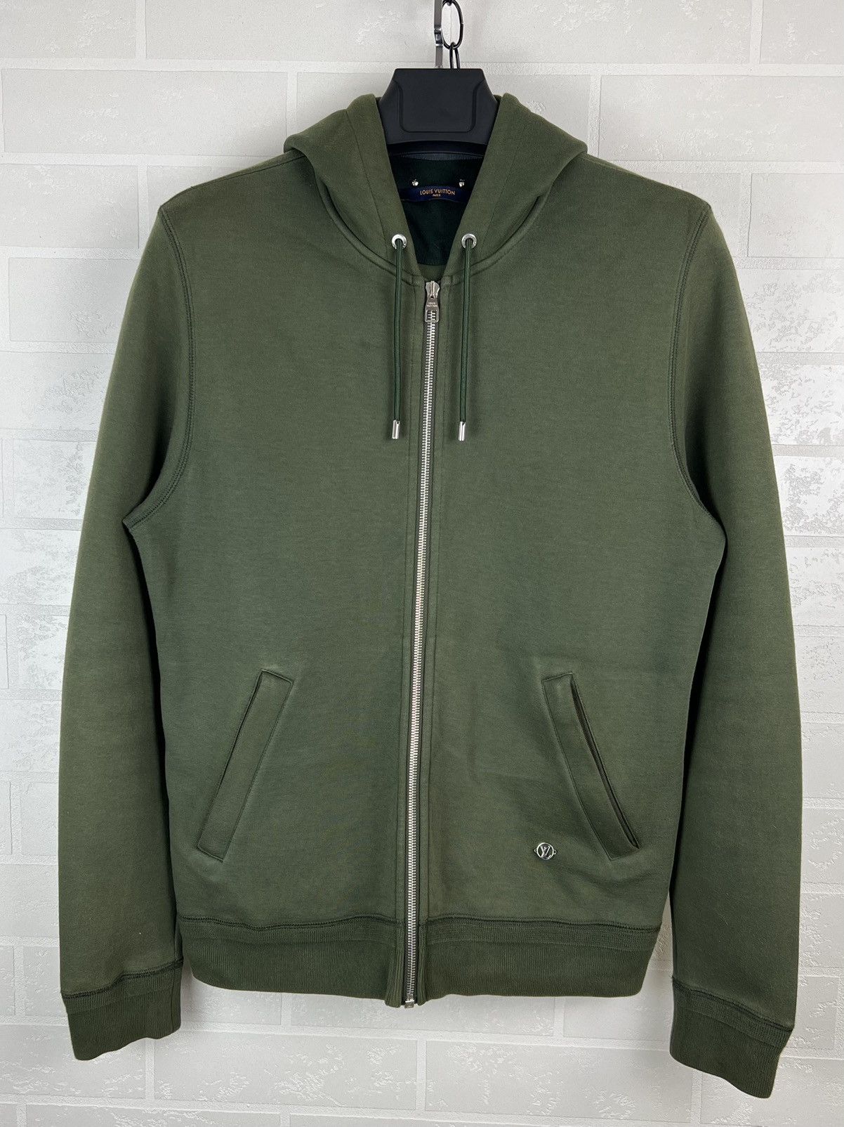 Louis Vuitton LOUIS VUITTON Zip Hoodie Cotton LV Logo Dark Olive Men’s Size US L / EU 52-54 / 3 - 1 Thumbnail