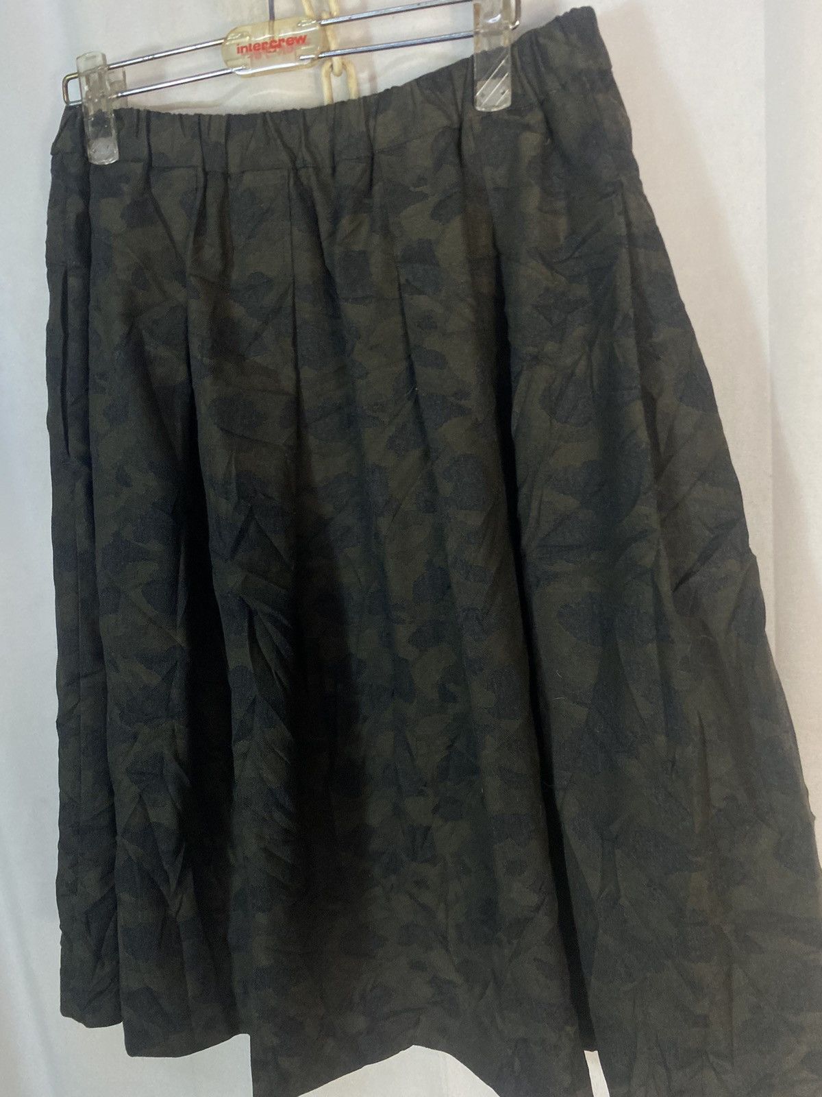Uniqlo Uniqlo camo skirt size 28-32 Size 32" / US 10 / IT 46 - 2 Thumbnail