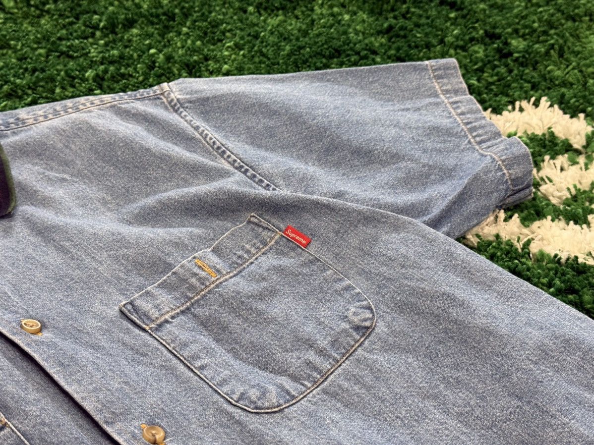 Supreme Supreme Logo Rib Collar Denim Shirt Sz. Medium SS17 Size US M / EU 48-50 / 2 - 5 Thumbnail