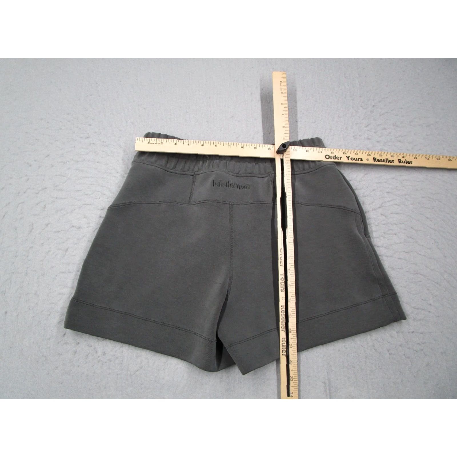 Lululemon Lululemon Women Gray Lounge Shorts 8 3" Inseam Drawstring Recycled Polyester Regular Rise Jazz? Size 30" / US 8 / IT 44 - 6 Thumbnail