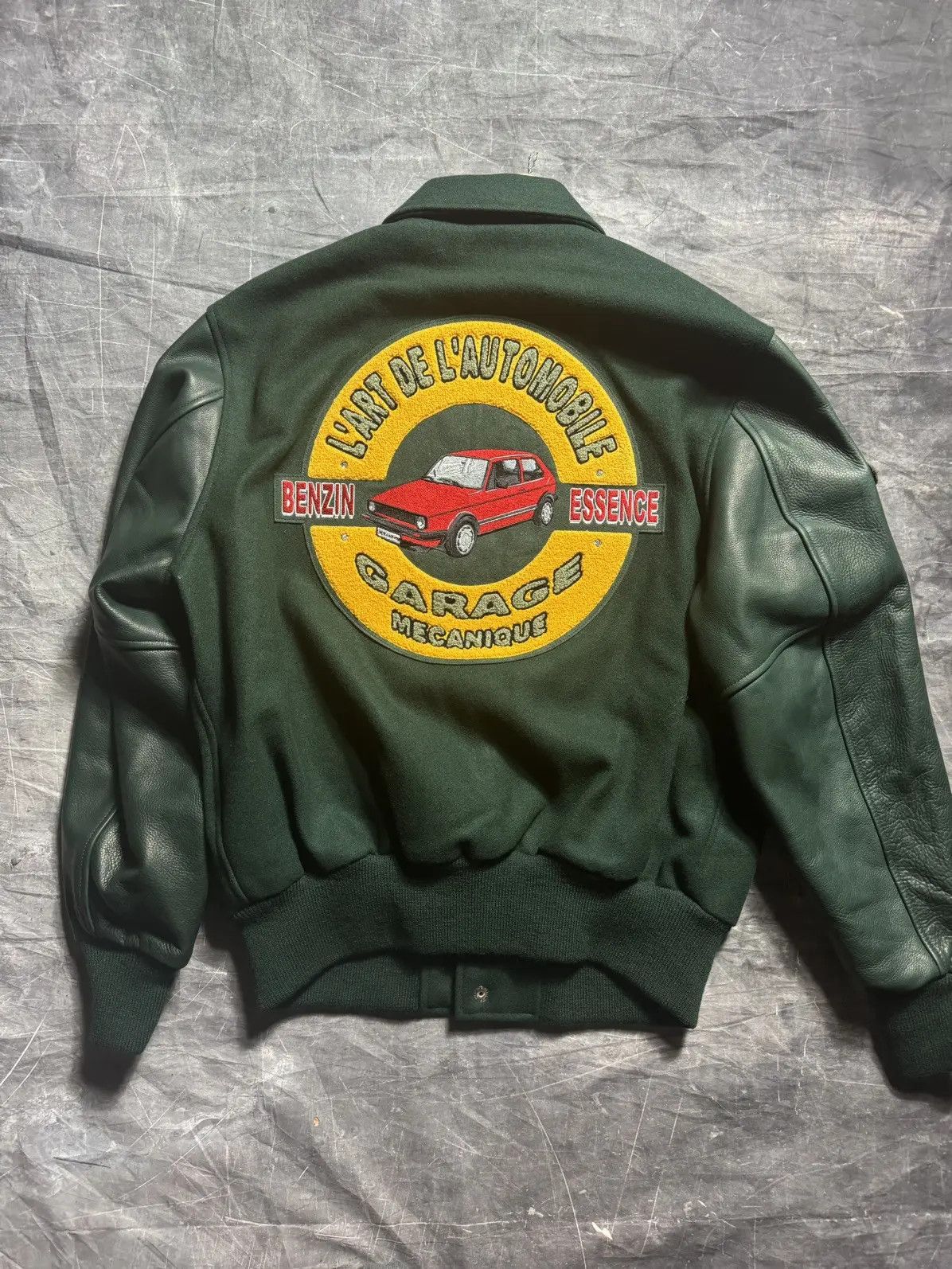 Kar × Porsche Design L'Art De L'Automobile Porsche 968 Varsity