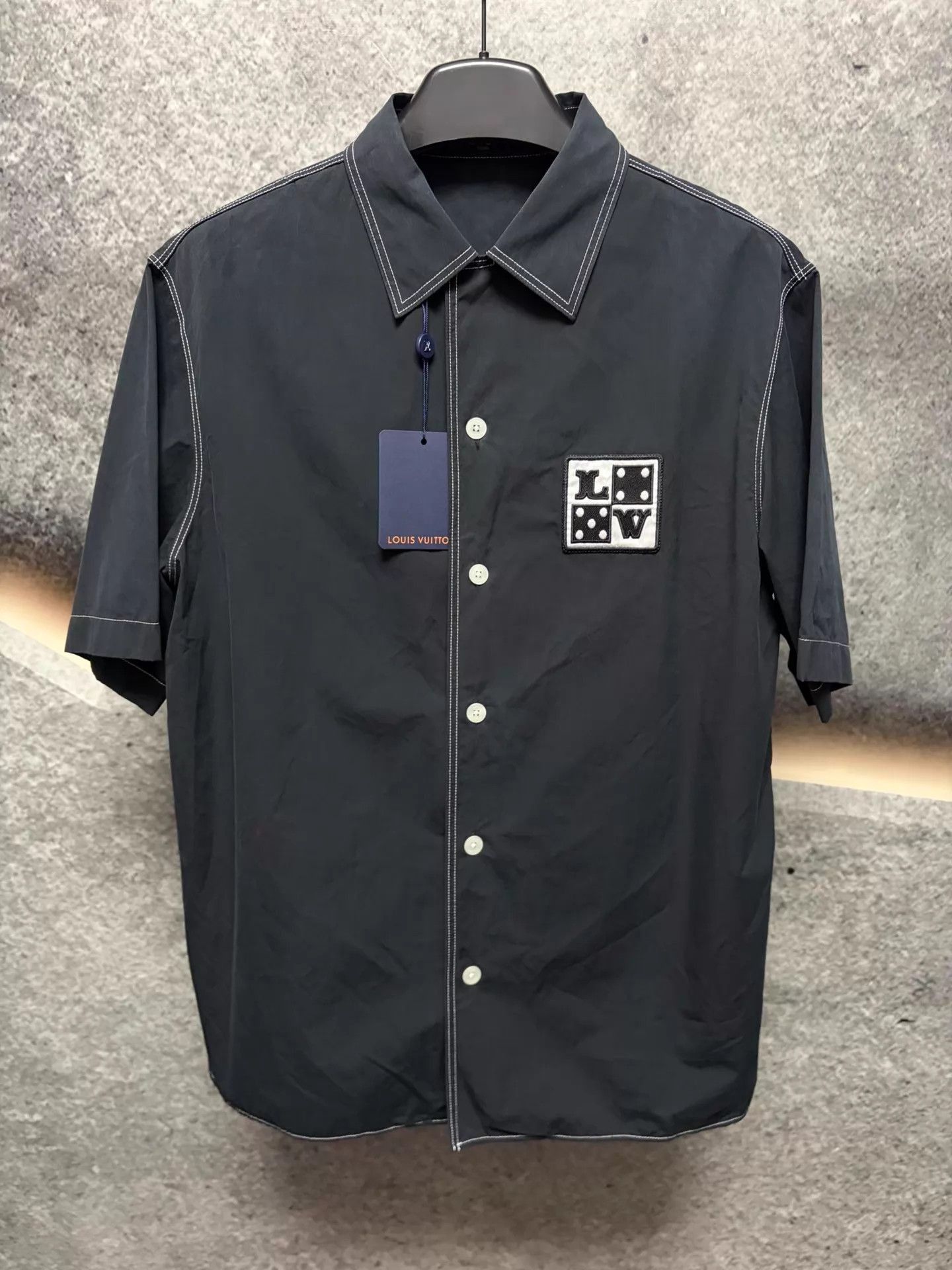 Louis Vuitton Black Short Sleeve Button-Up Shirt XL Size US XL / EU 56 / 4 - 1 Thumbnail