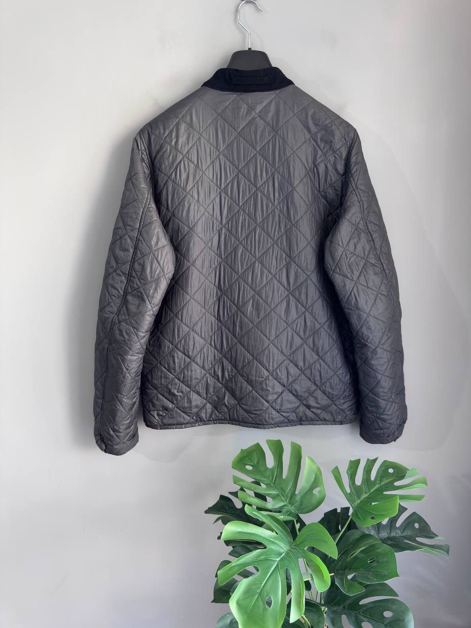 Barbour Barbour International Men's Dark Grey Quilted Jacket, Size L Size US L / EU 52-54 / 3 - 17 Thumbnail