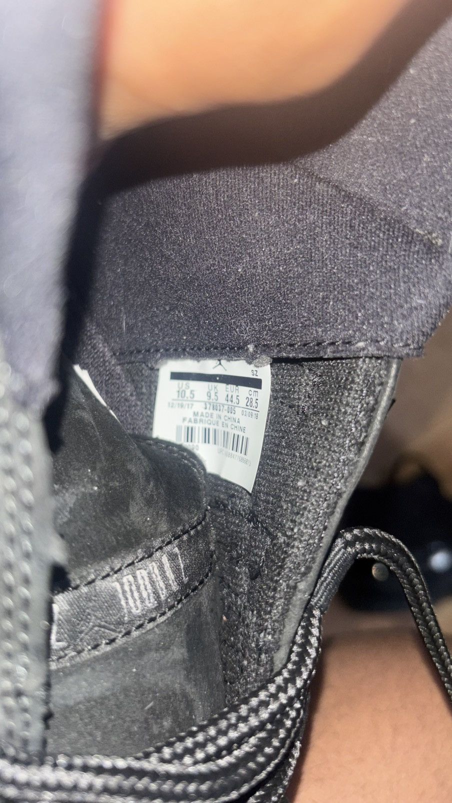 Jordan Brand Jordan 11 Cap and Gown Size US 10.5 / EU 43-44 - 6 Thumbnail