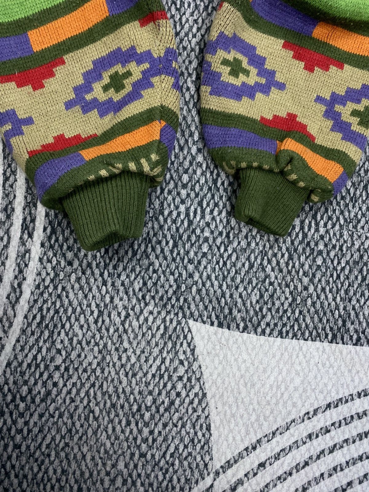 Japanese Brand Vtg City Call Lining Sherpa Wool Navajo Style Zip-Up Hoodies Size US L / EU 52-54 / 3 - 9 Thumbnail