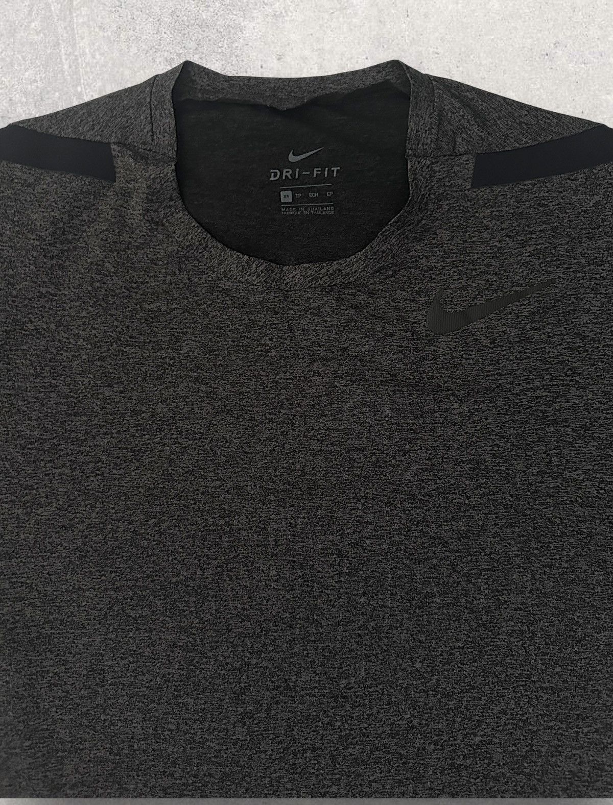 Nike Nike Tech Dri-Fit Short Sleeve Tee Size US XS / EU 42 / 0 - 2 Thumbnail