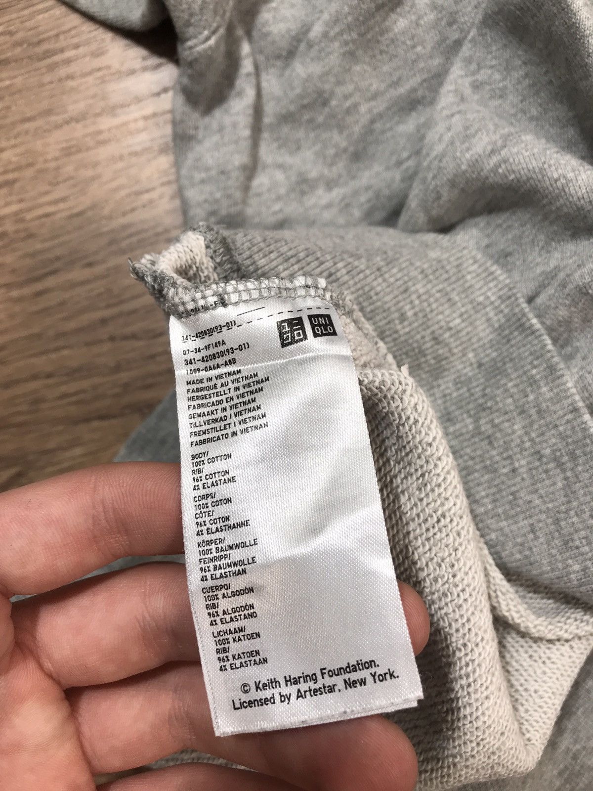Uniqlo UT Graphic Keith Haring sweatshirt
