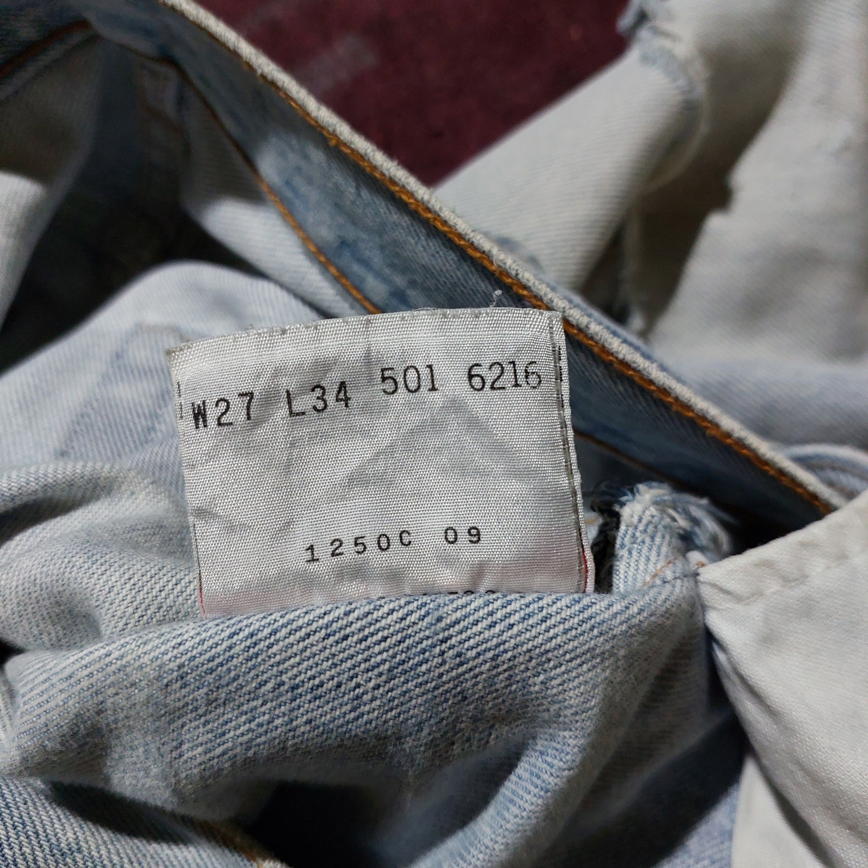 Levi's Vintage Levi's 501 USA Distressed denim Size US 27 - 12 Thumbnail