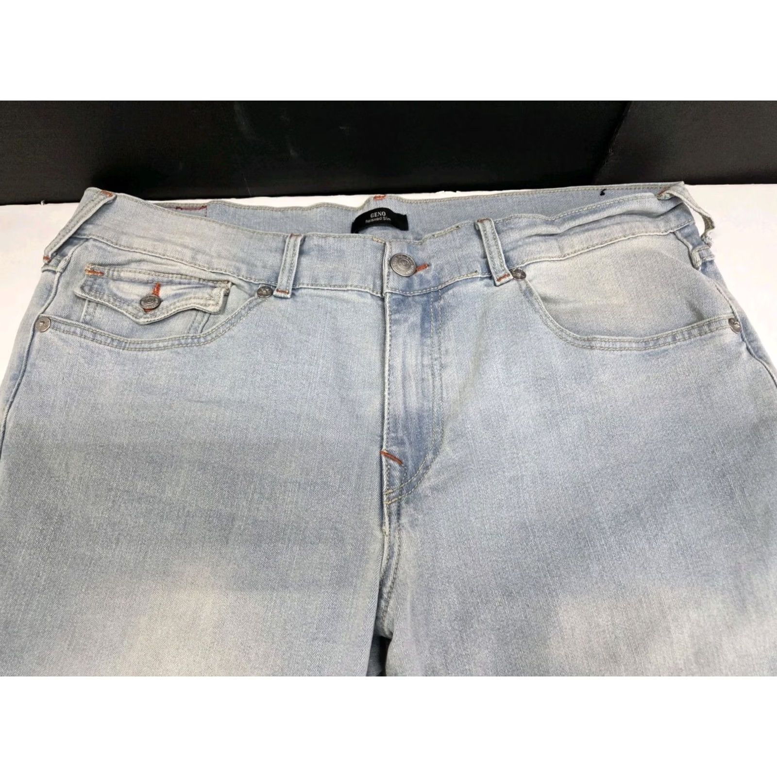 True Religion VINTAGE True Religion Geno Jeans Mens Slim Fit 36 Light Blue Denim 5-Pocket Logo Embroidered Zipper Button 36/32 Top Size US 36 / EU 52 - 3 Thumbnail