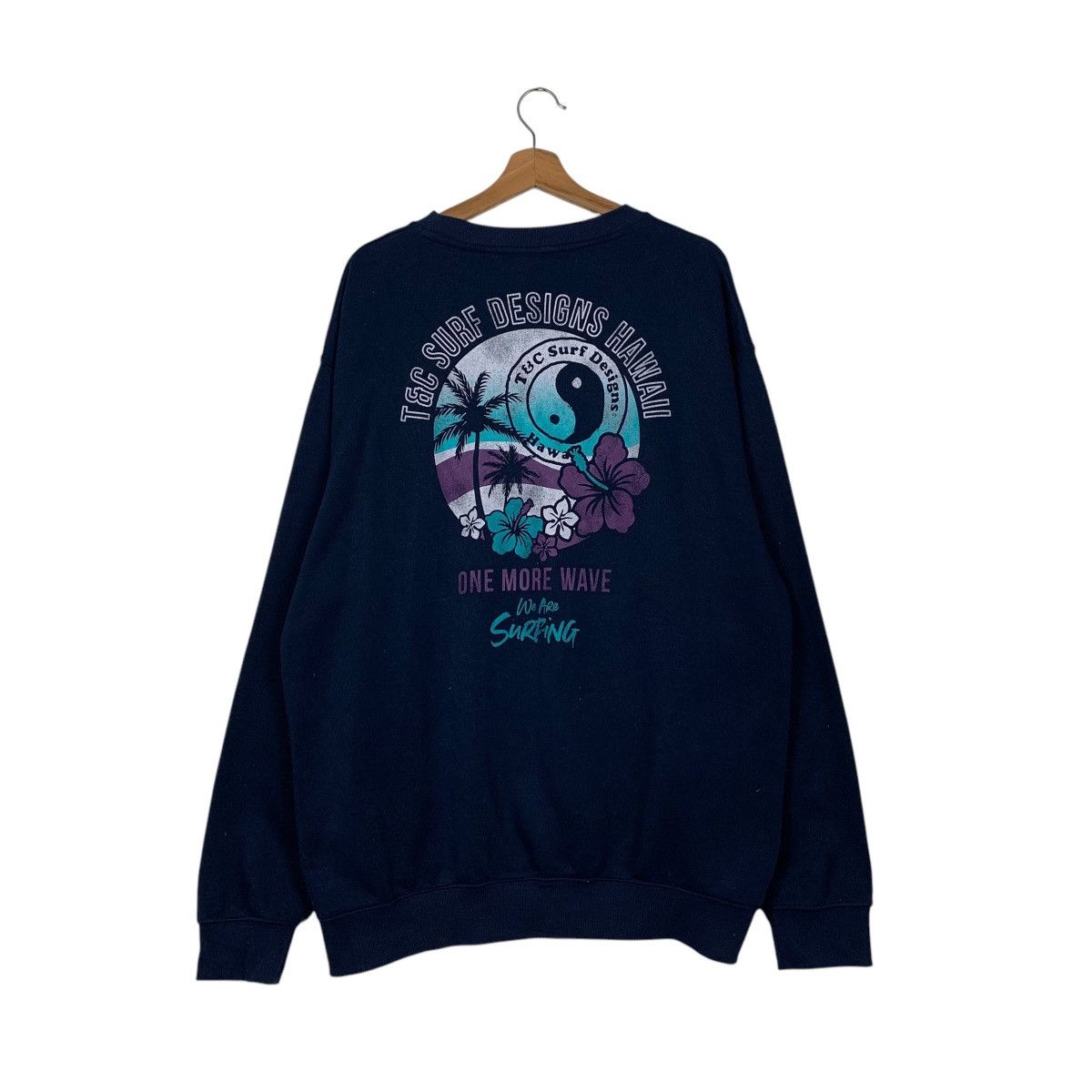 Japanese Brand T&C SURF Designs Hawaii Logo Surfing Sweatshirt #2047-C89 Size US XL / EU 56 / 4 - 1 Thumbnail