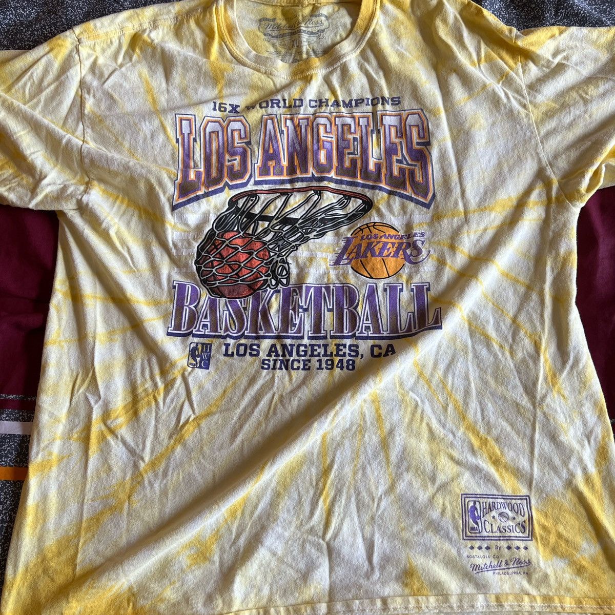 NBA × Vintage Yellow vintage tie dye Los angeles lakers shirt Size US XL / EU 56 / 4 - 1 Thumbnail