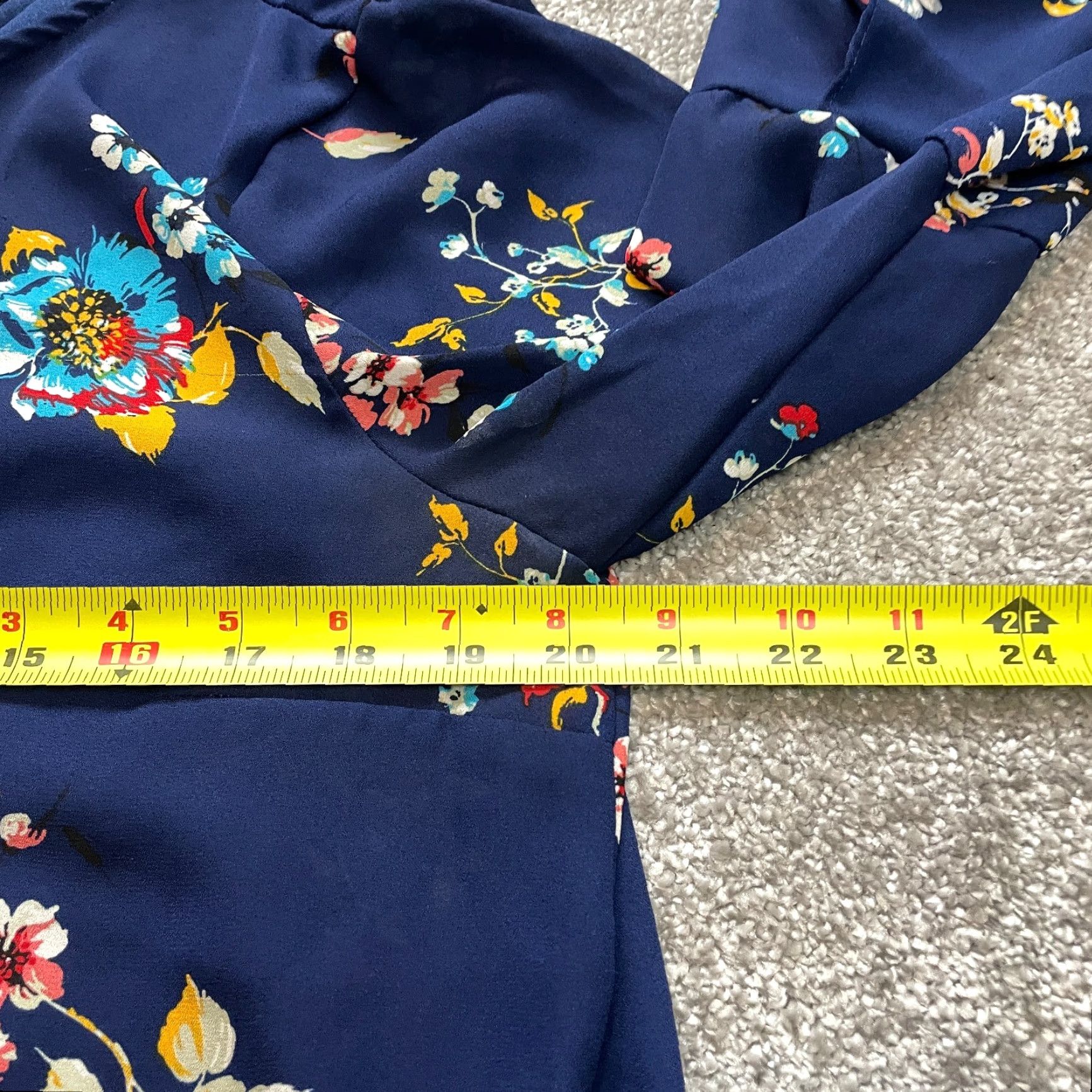 Vintage Crescent & Willough Blouse Shirt Womens XL Dark Blue Floral Log Sleeve Ladies Size XL / US 12-14 / IT 48-50 - 4 Thumbnail