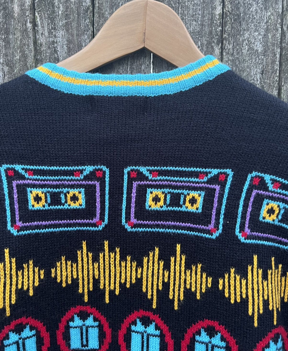Designer Rare Christmas DJ Santa Retro 80s Look Ugly Sweater Unisex M Size US M / EU 48-50 / 2 - 5 Thumbnail