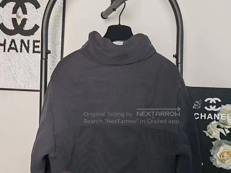 Fendi Fendi Back Embossed Logo Lined Full Print Down Jacket Size US M / EU 48-50 / 2 - 4 Thumbnail