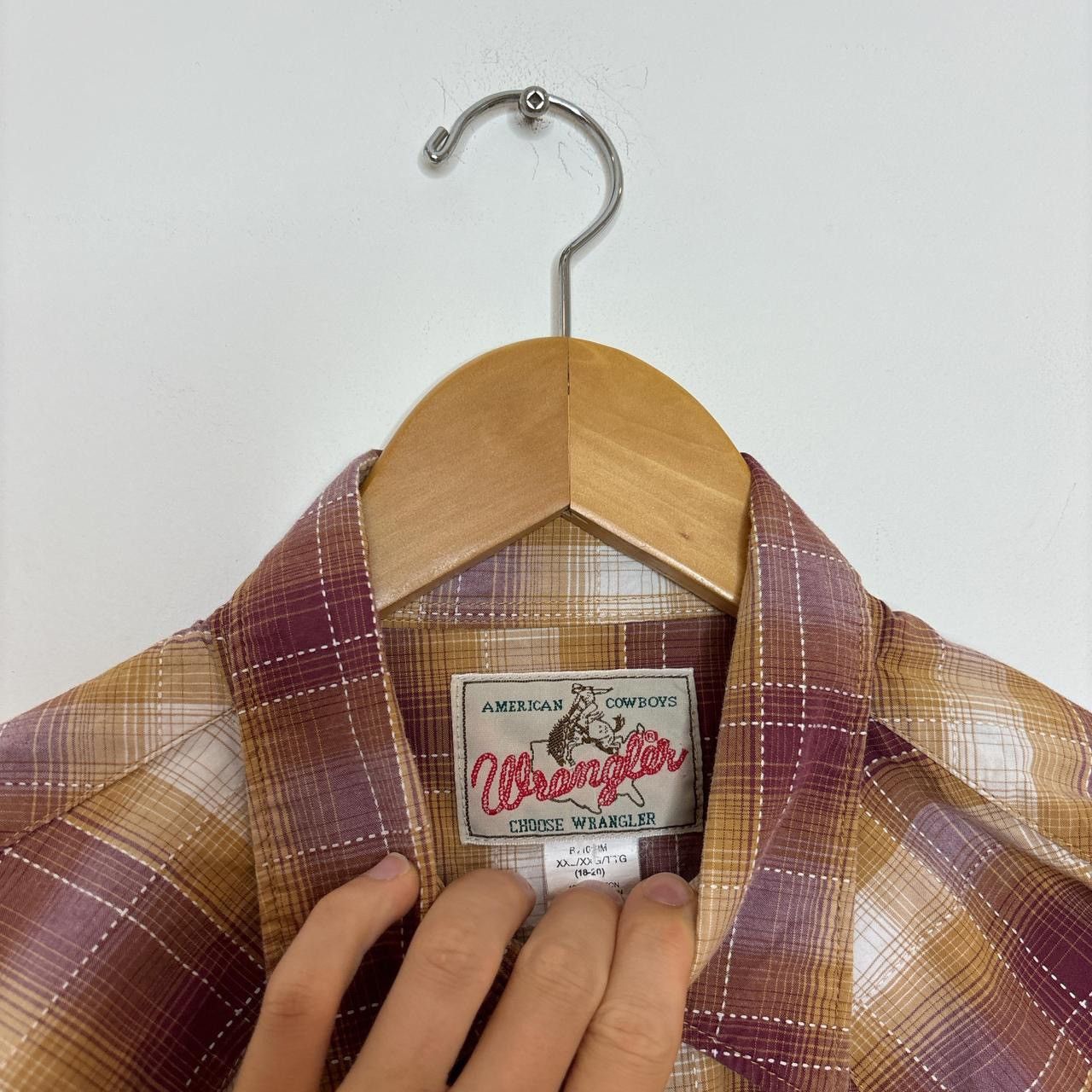 Vintage Vintage Wrangler Pearl Snap Button Up Flannel Size US S / EU 44-46 / 1 - 6 Thumbnail