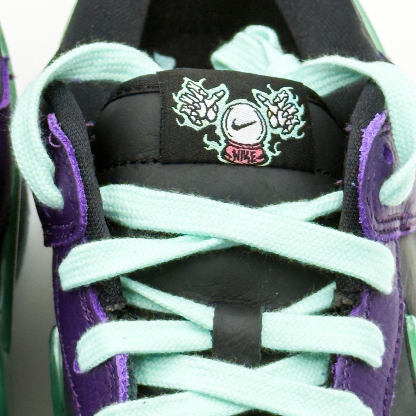 Nike Size 9.5 Nike Dunk Low LTD Wizard IB2267-001 Mens New DS wit Size US 9.5 / EU 42-43 - 6 Thumbnail