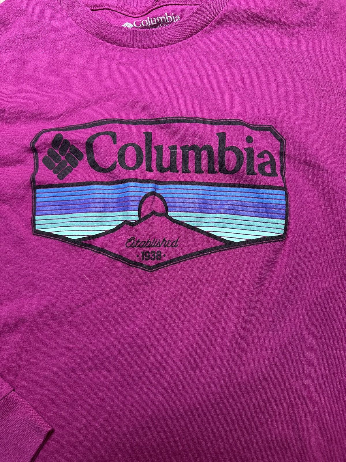 Columbia Fuchsia Columbia Graphic Long Sleeve Women’s Top Size S / US 4 / IT 40 - 2 Thumbnail
