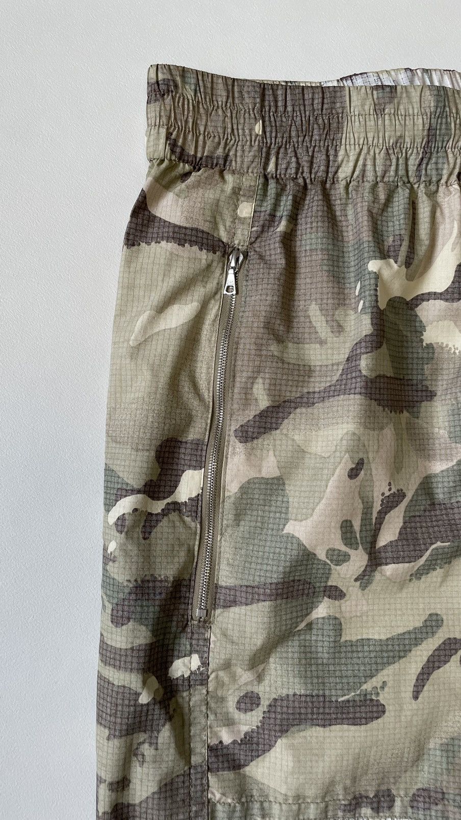Dries Van Noten Sample White Coated Camo Nylon Utility Trousers Size US 34 / EU 50 - 5 Thumbnail