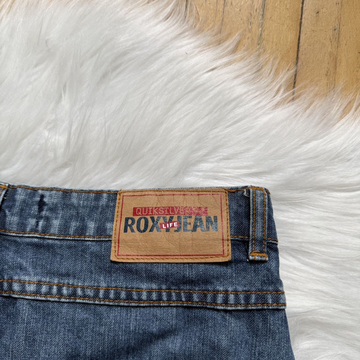 Quiksilver 📌 Vintage Y2K Roxy Quiksilver Denim Skirt Size 27" / US 4 / IT 40 - 4 Thumbnail