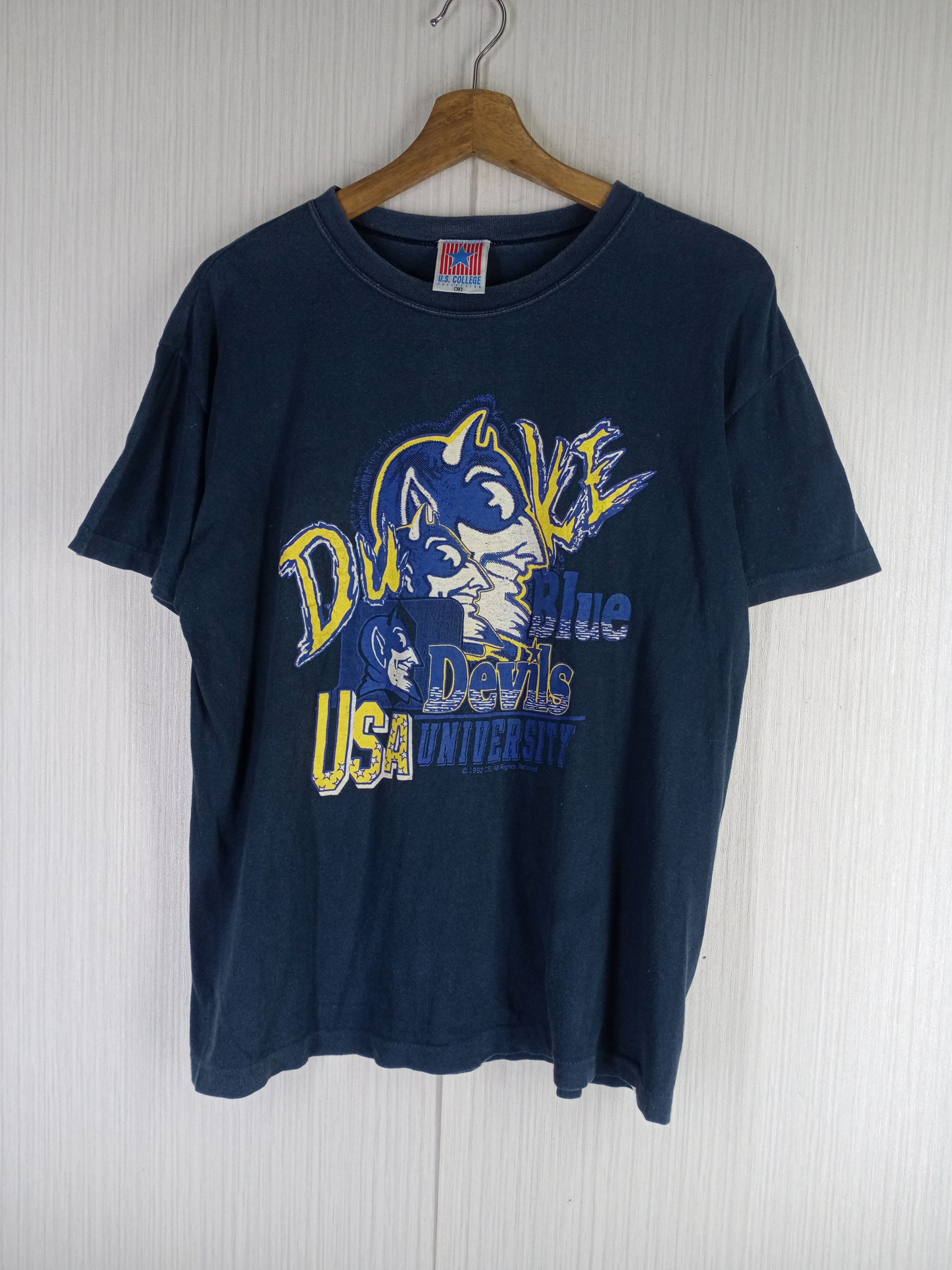 Other Rare Vintage 1992 Duke Blue Devils University Tshirt Size US M / EU 48-50 / 2 - 1 Thumbnail