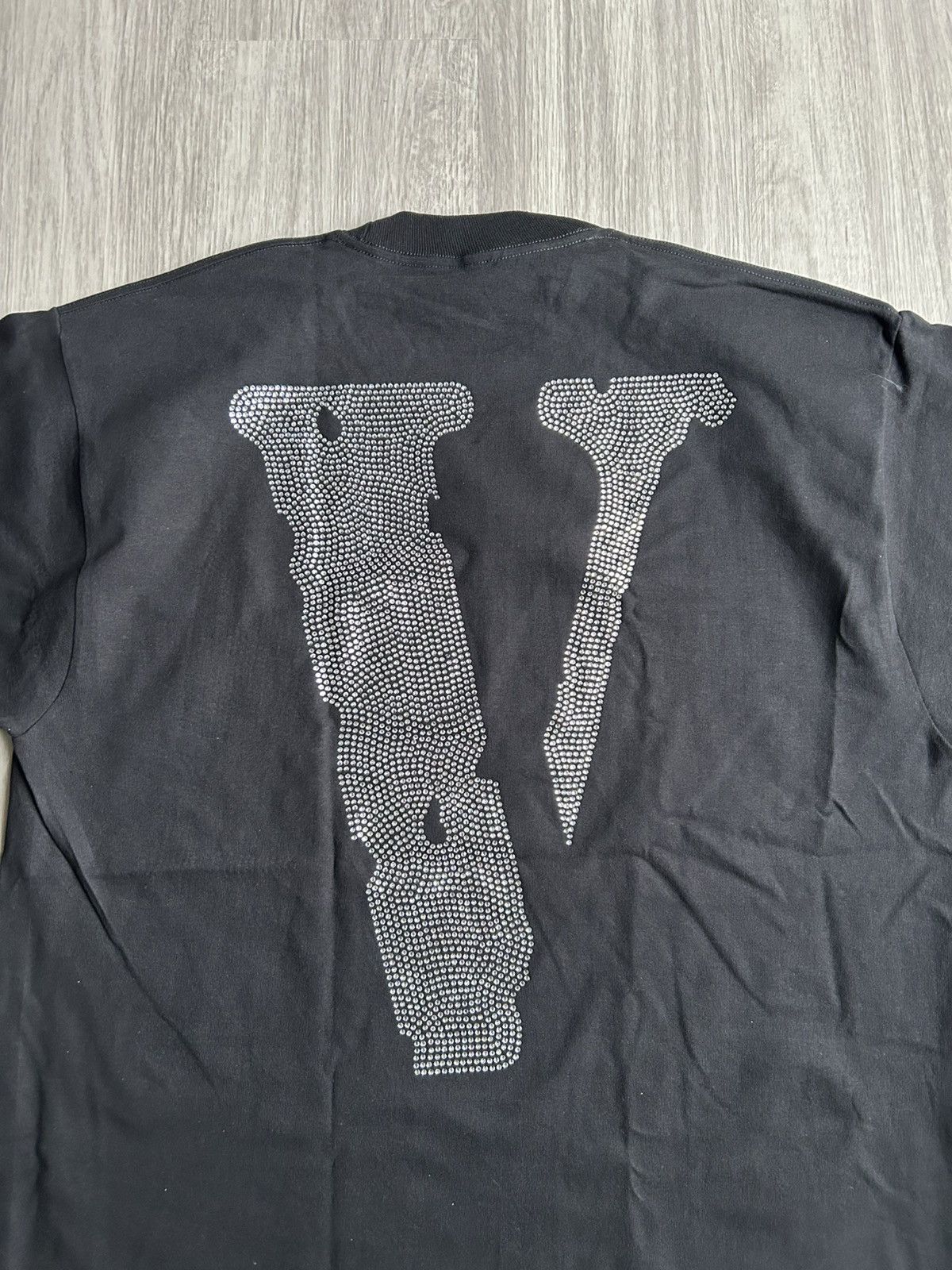 Vlone Vlone FRIENDS Rhinestone T-Shirt Size Large Size US L / EU 52-54 / 3 - 2 Thumbnail