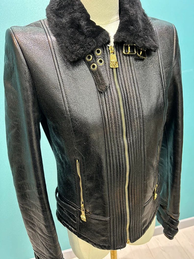 Versace Versace Fur is integrated into the leather coat Size S / US 4 / IT 40 - 4 Thumbnail
