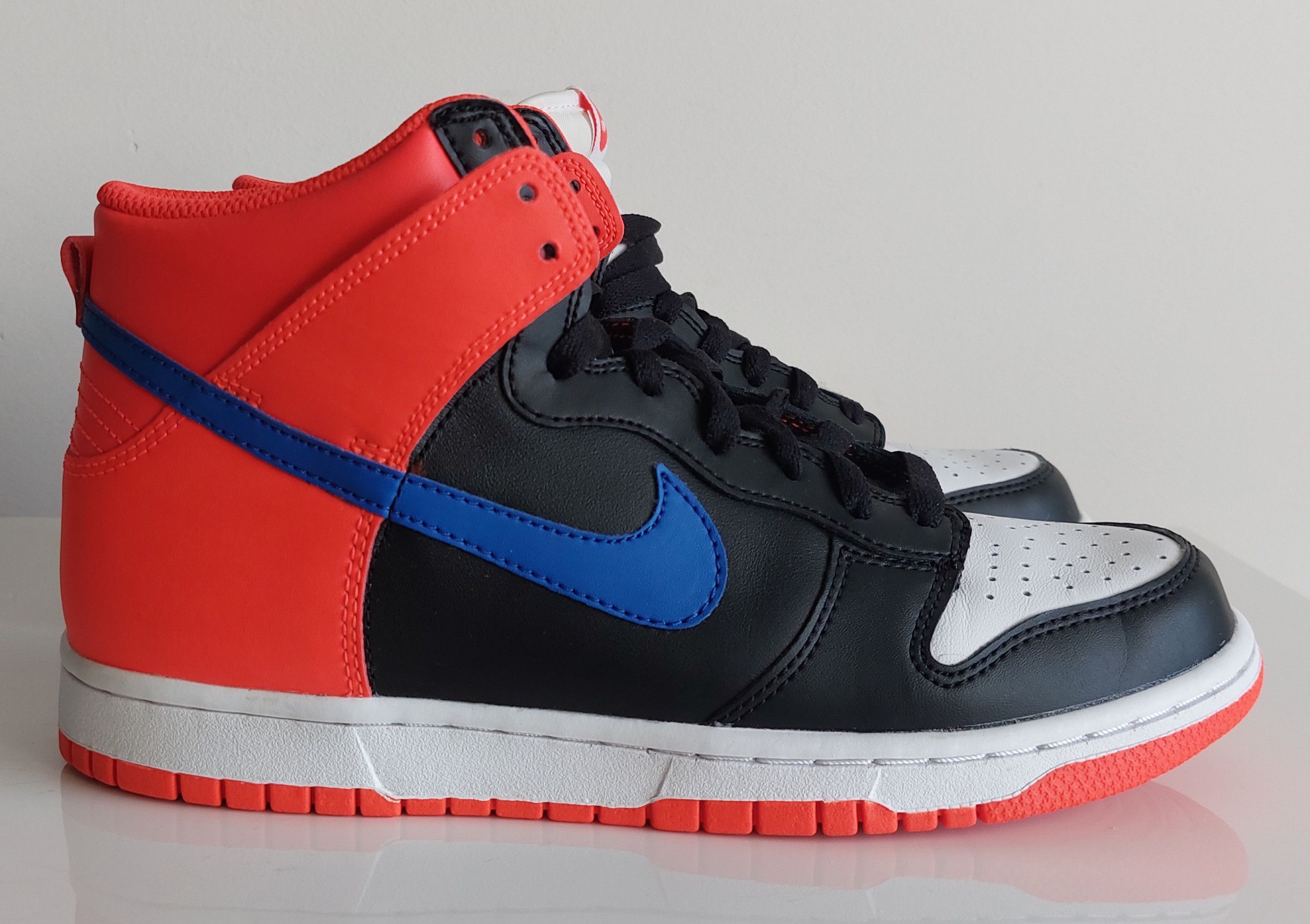 Nike Nike Dunk High Knicks (GS) Size US 6.5 / EU 39-40 - 1 Thumbnail