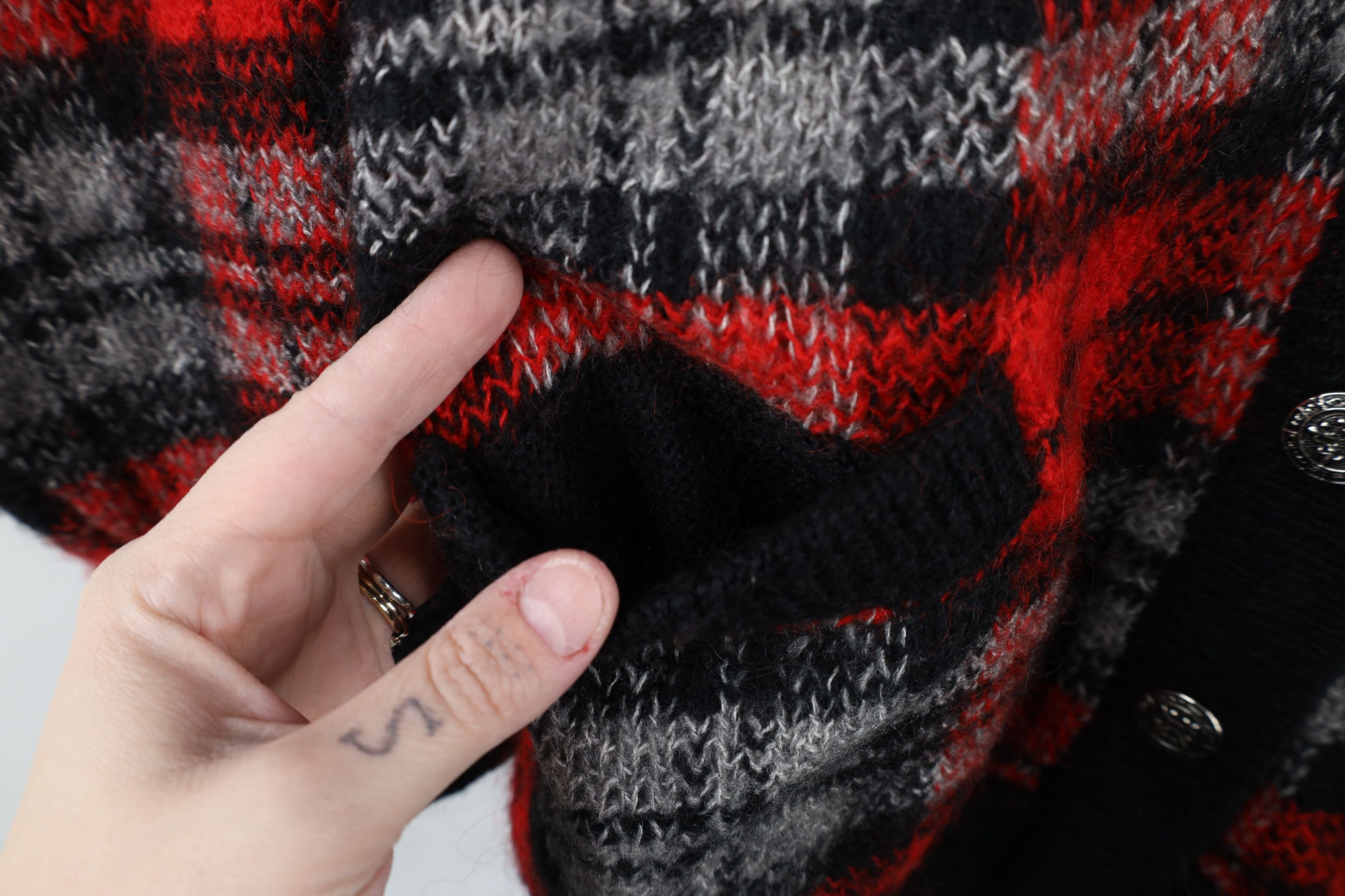 Vintage Vintage 90s Streetwear Blend Knit Cardigan Sweater Plaid Size M / US 6-8 / IT 42-44 - 5 Thumbnail