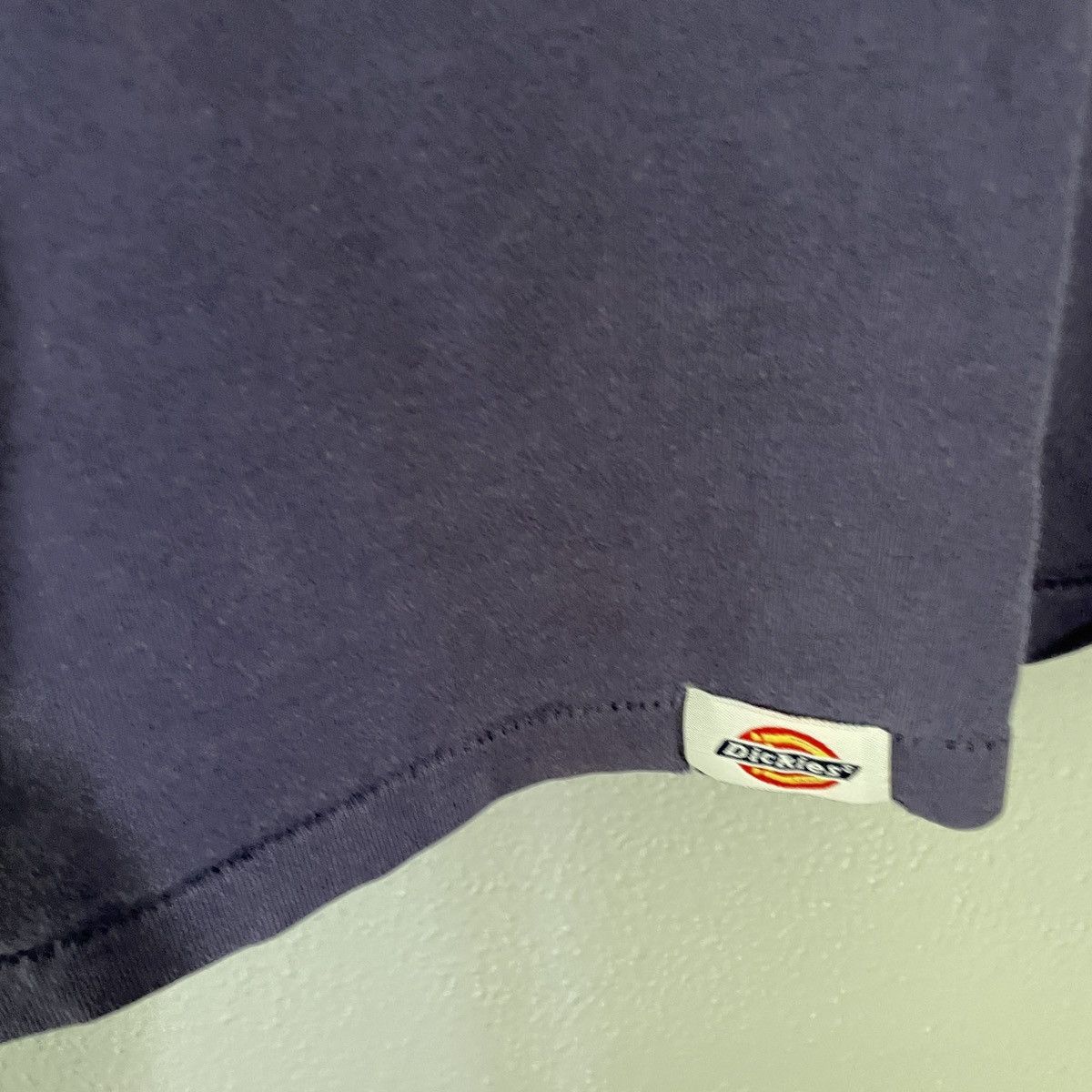 Dickies Vintage Dickies Purple/Blue Sun Faded T Shirt Men’s Size XL Size US XL / EU 56 / 4 - 6 Thumbnail